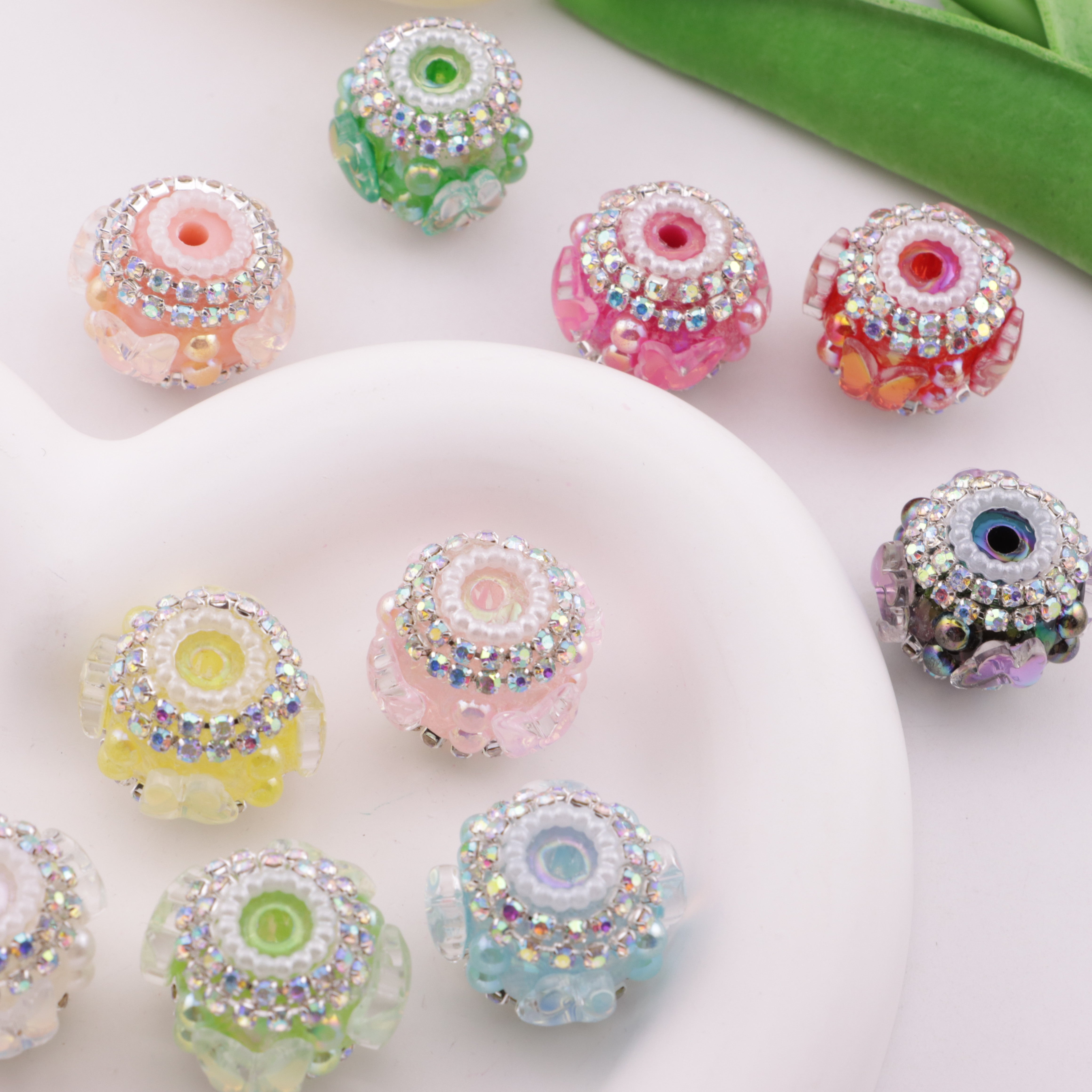 FS6341- 18mm Butterfly Diamonds Fancy Beads, Heavy-Handed Round Beads With Butterfly Diamonds