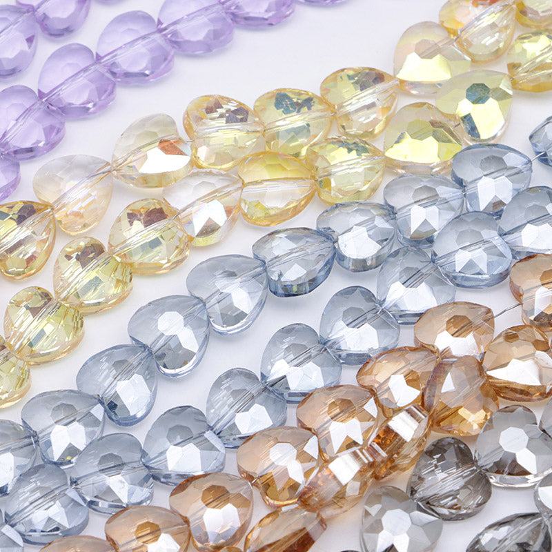 FS5377- 10*10mm About 70PCS/Strand Heart Glass Beads