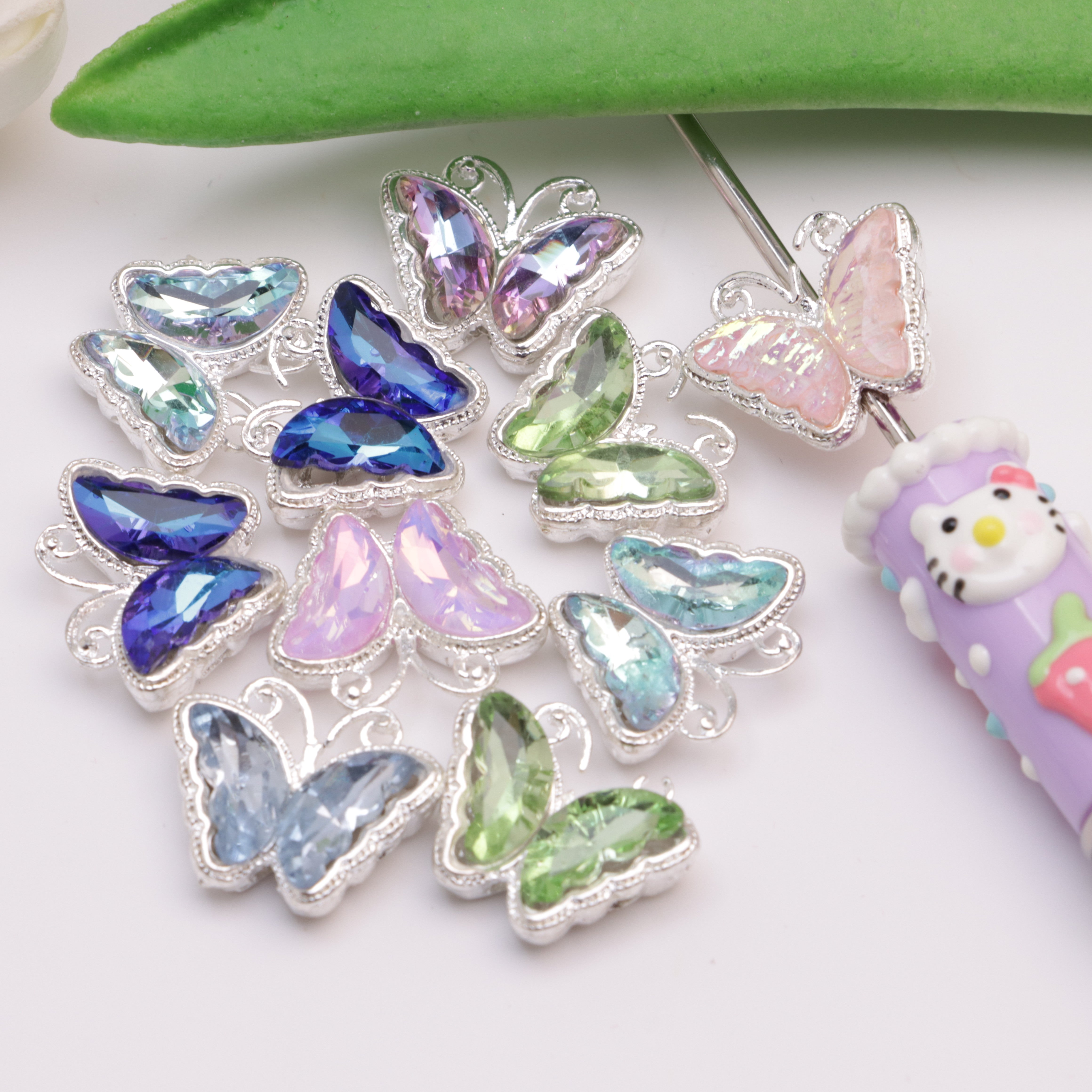 FS4091-15*18.5mm Butterfly 4 Hole Alloy Beads 4-Hole Alloy Beads Of Butterfly