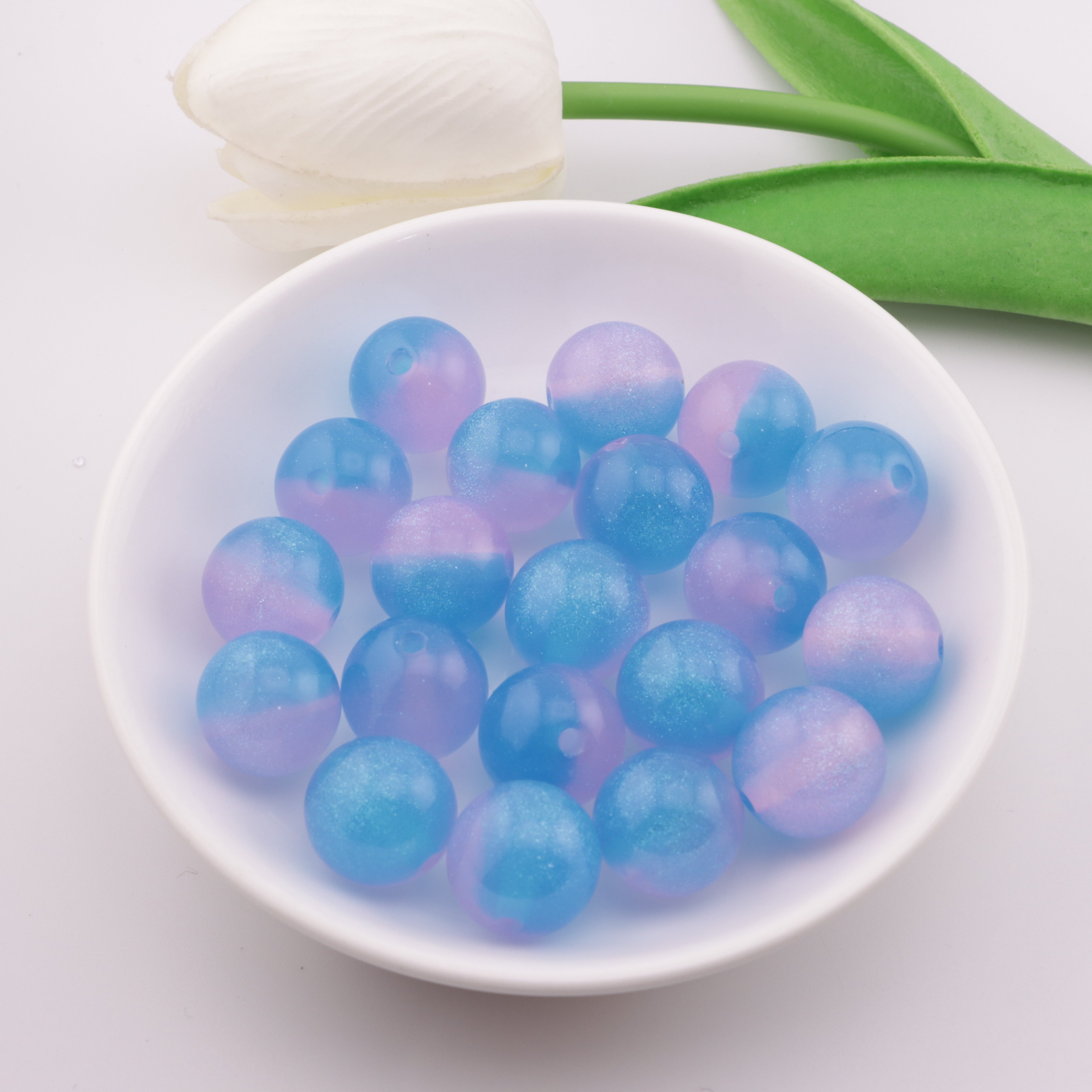 FS3540- 16mm Bicolor Gradient Glow-in-The-Dark Resin Beads