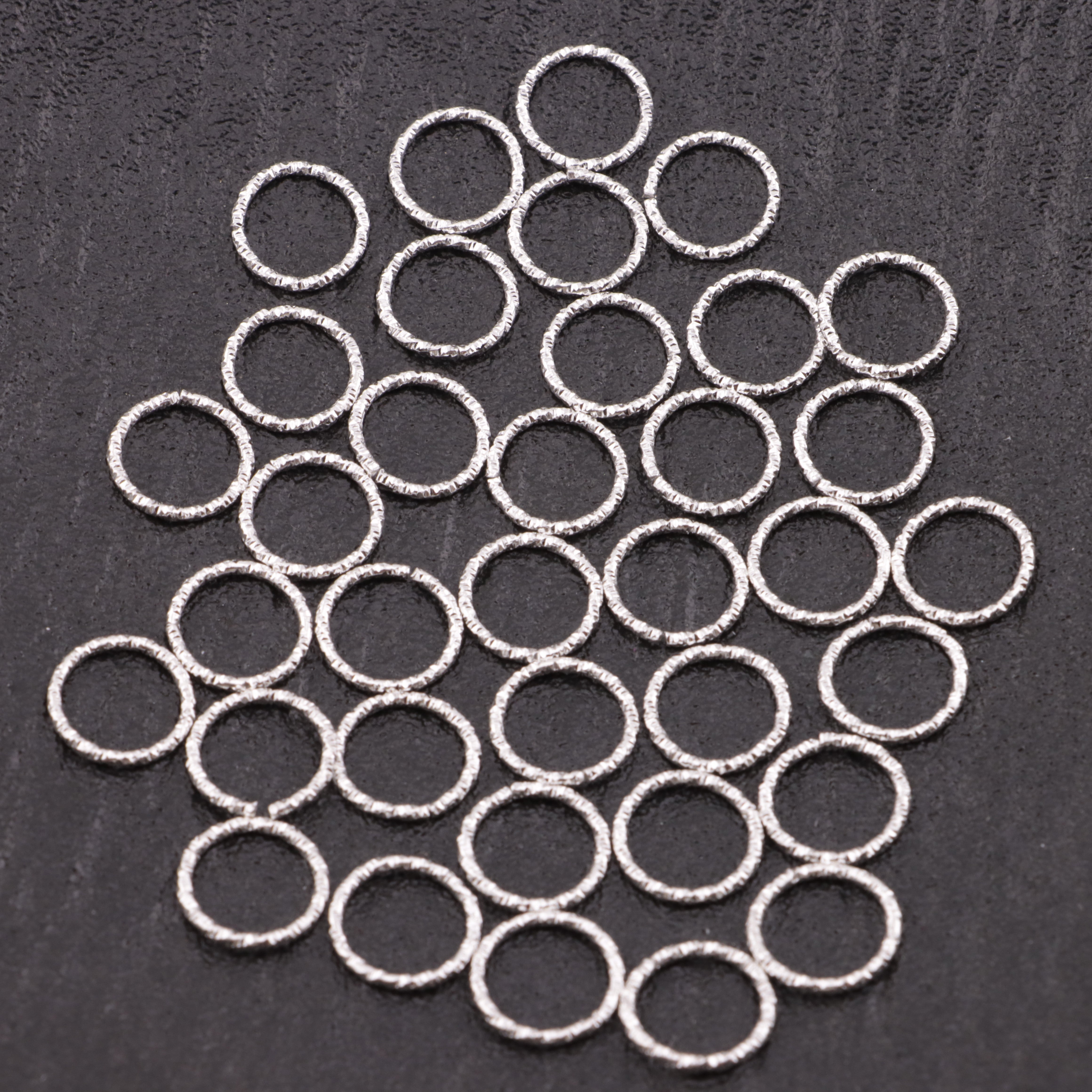 FS3619- 12mm Jump Ring Twisted Round Open Circle