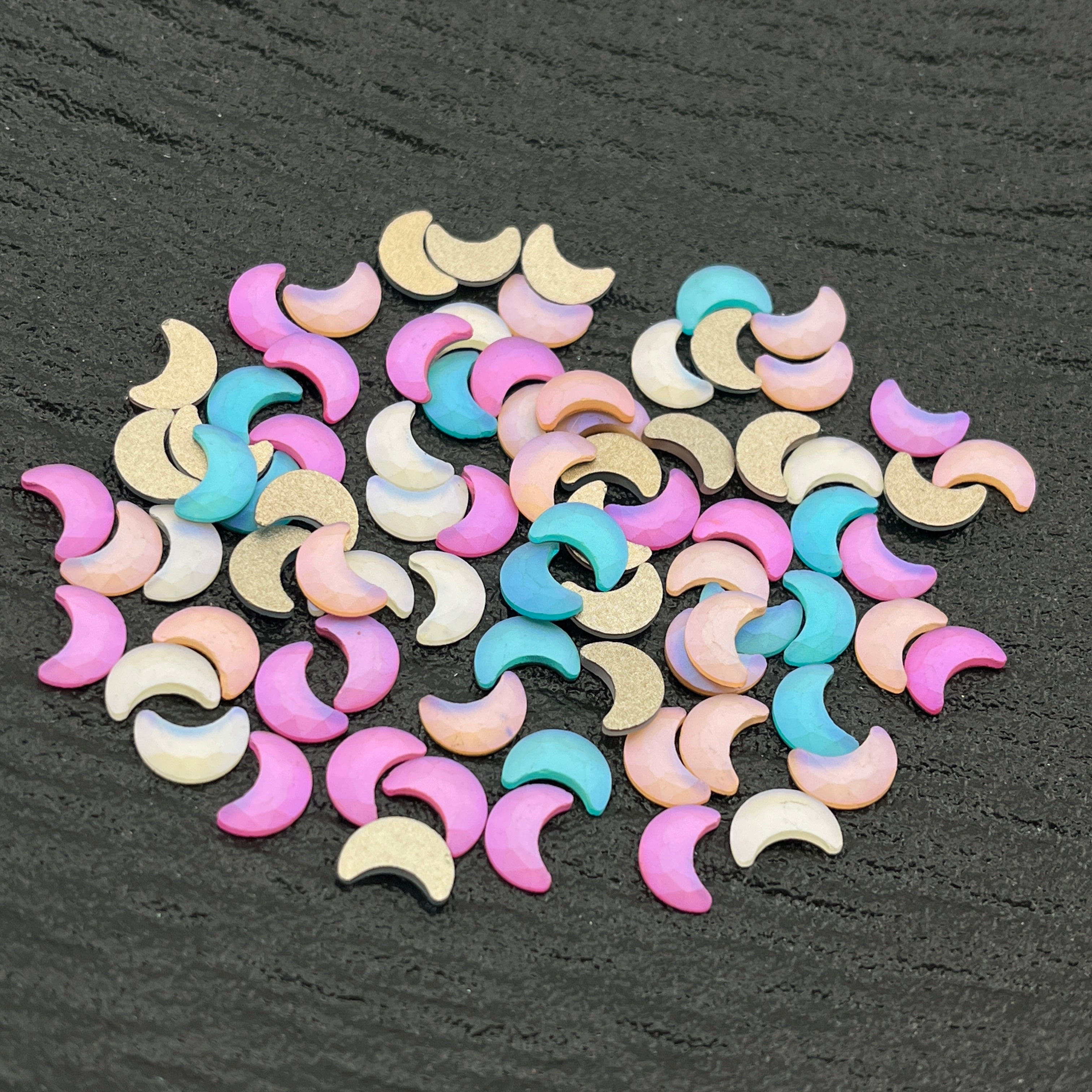 FS2231- 100PCS 7MM Moon Nail Charms For Making Fancy Beads Or Fancy Beadable Pens