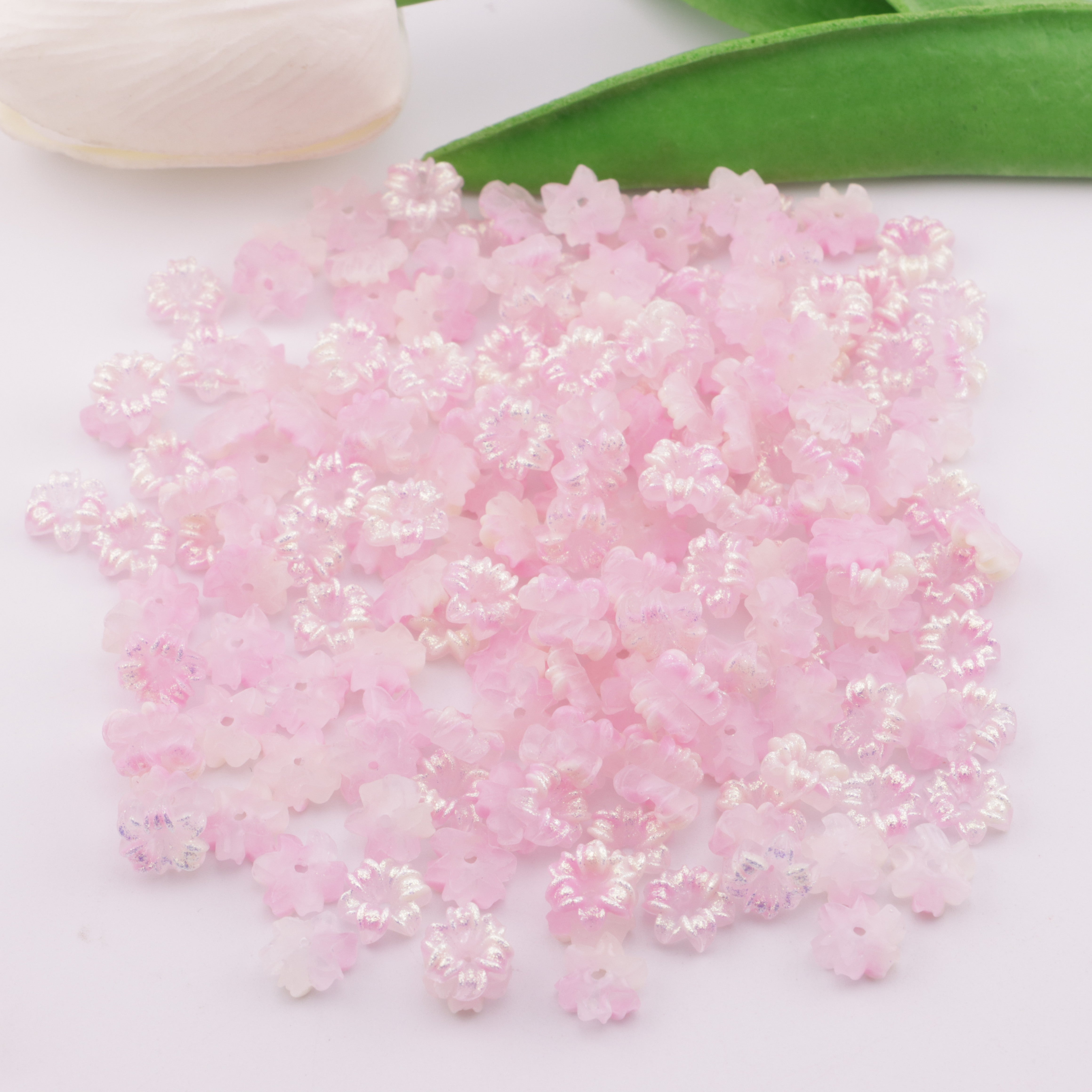 FS5173- 10mm Soft Flower Charms Narcissus Soft Flowers With Holes Luminous Glow