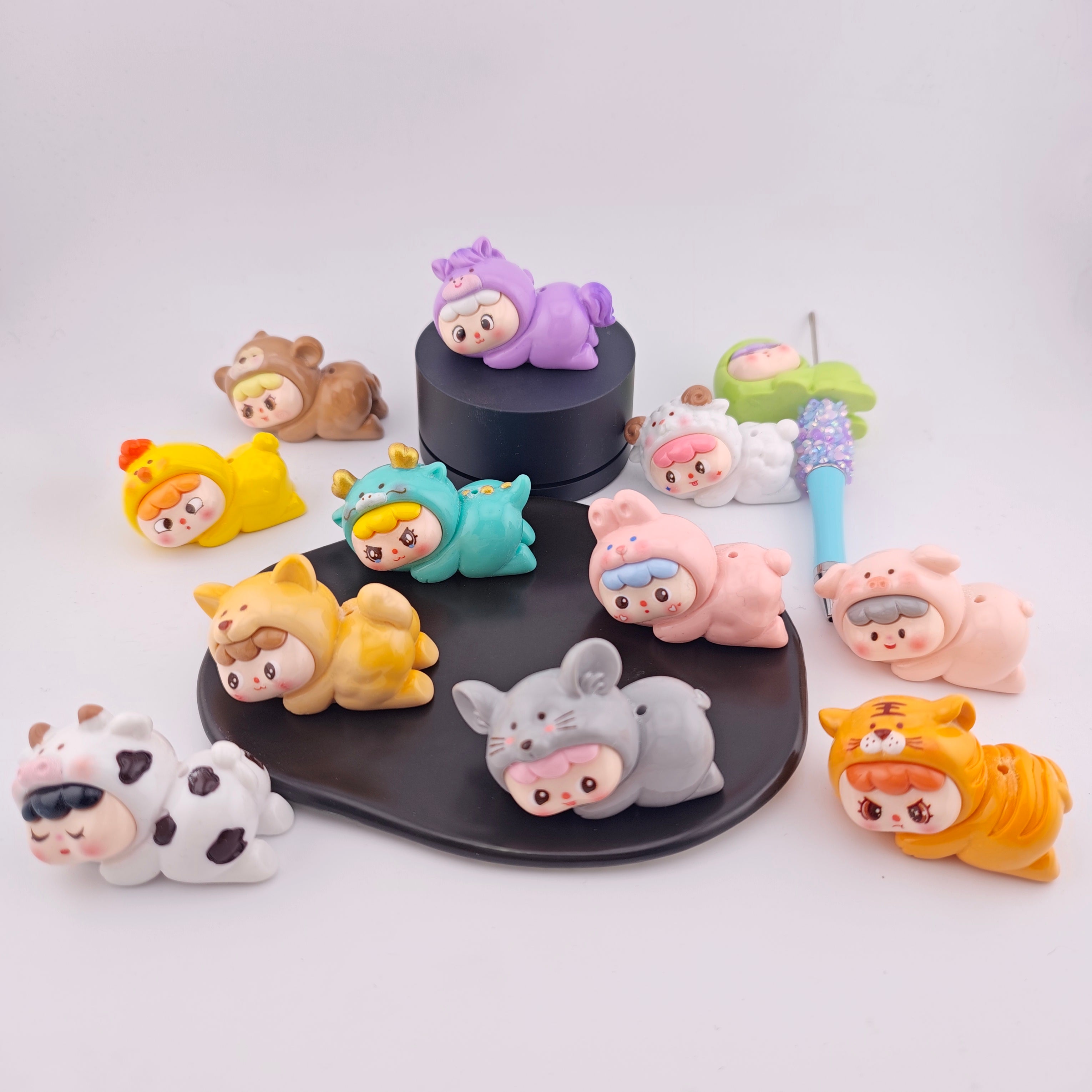 FS3216- 12PCS/Set Cute Chinese Twelve Zodiac Beads Zoe's DIY Shop