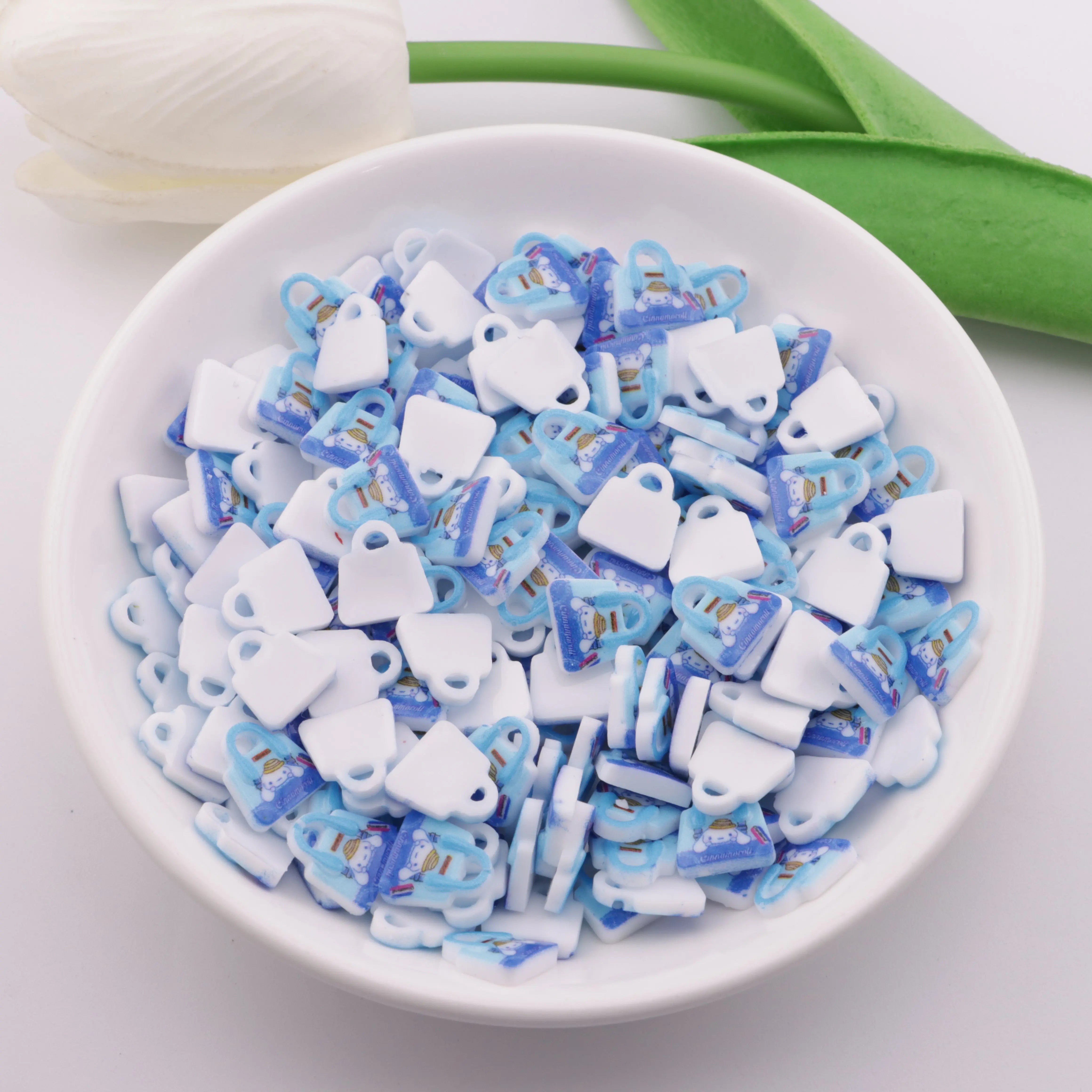 FS5352-Pochacco Bag Resin Patches - Zoe DIY Wholesale