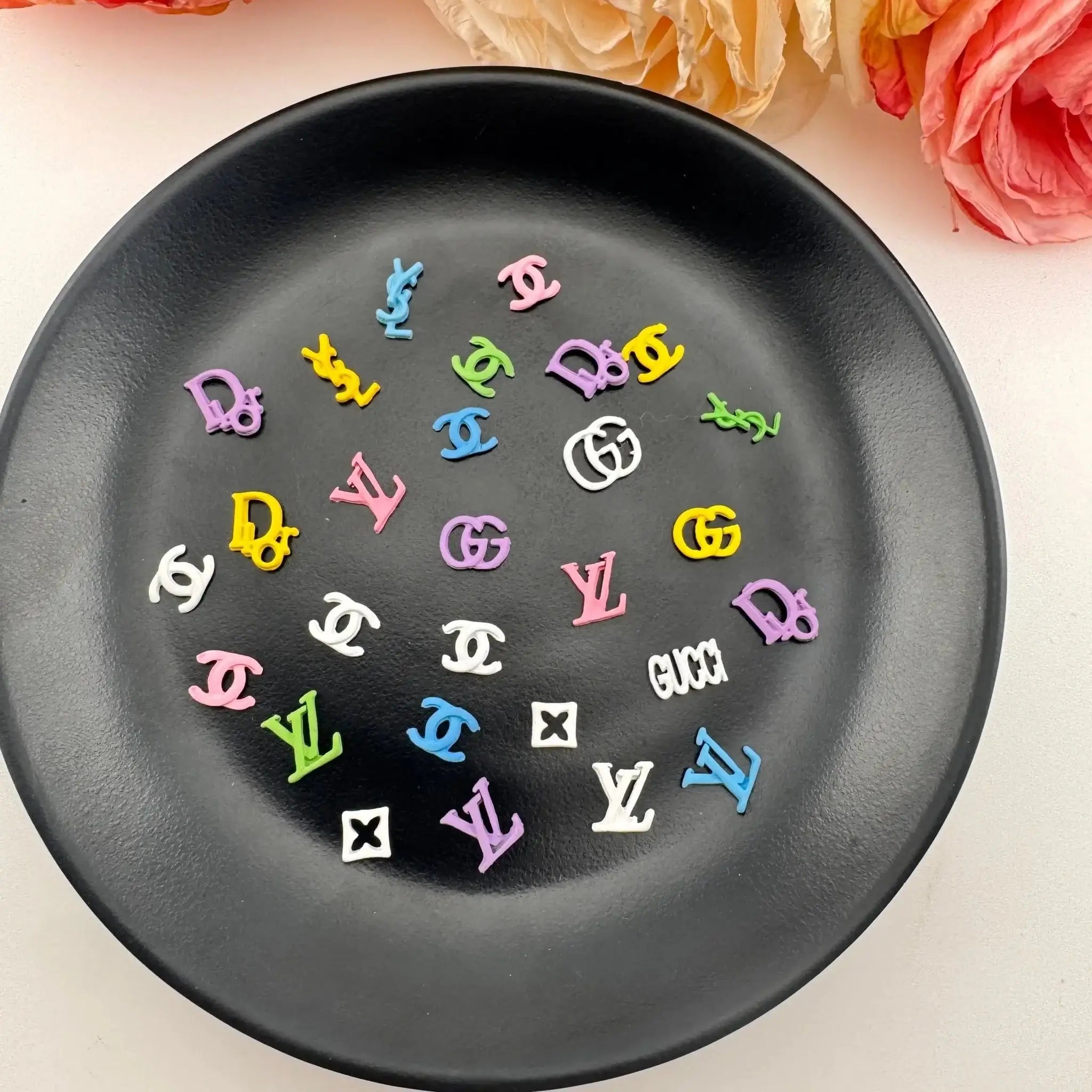 FS2819-Random Mixed Design Metal Nail Charms -Zoe DIY Wholesale