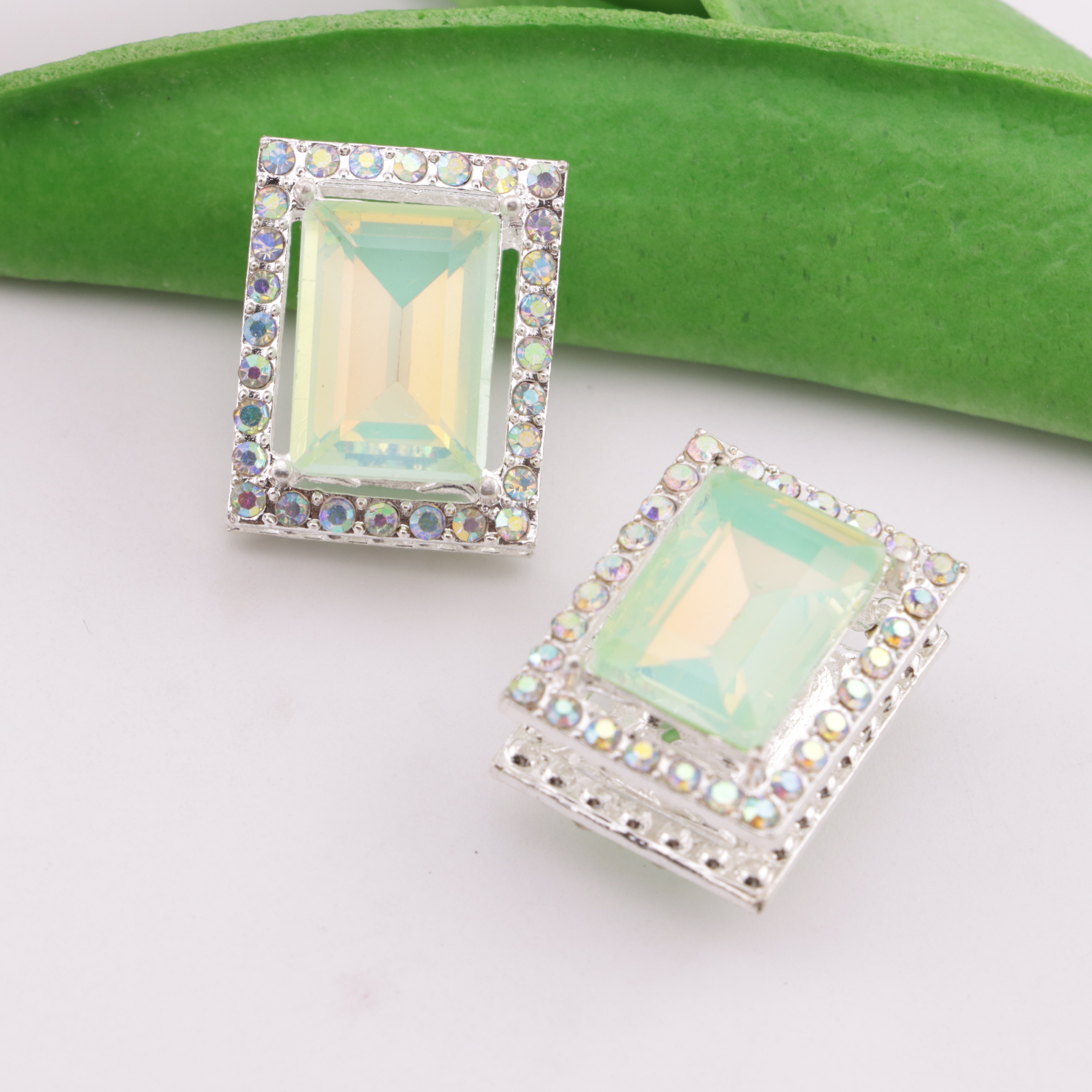 FS6331- Rectangular Four-way Alloy Beads Zoe's DIY Shop