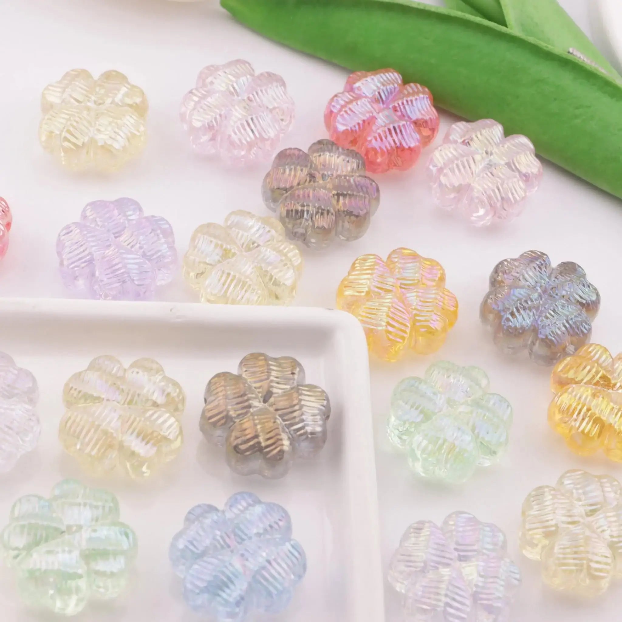 FS6338-20mm UV Heart 4 Clover Beads -Zoe DIY Wholesale