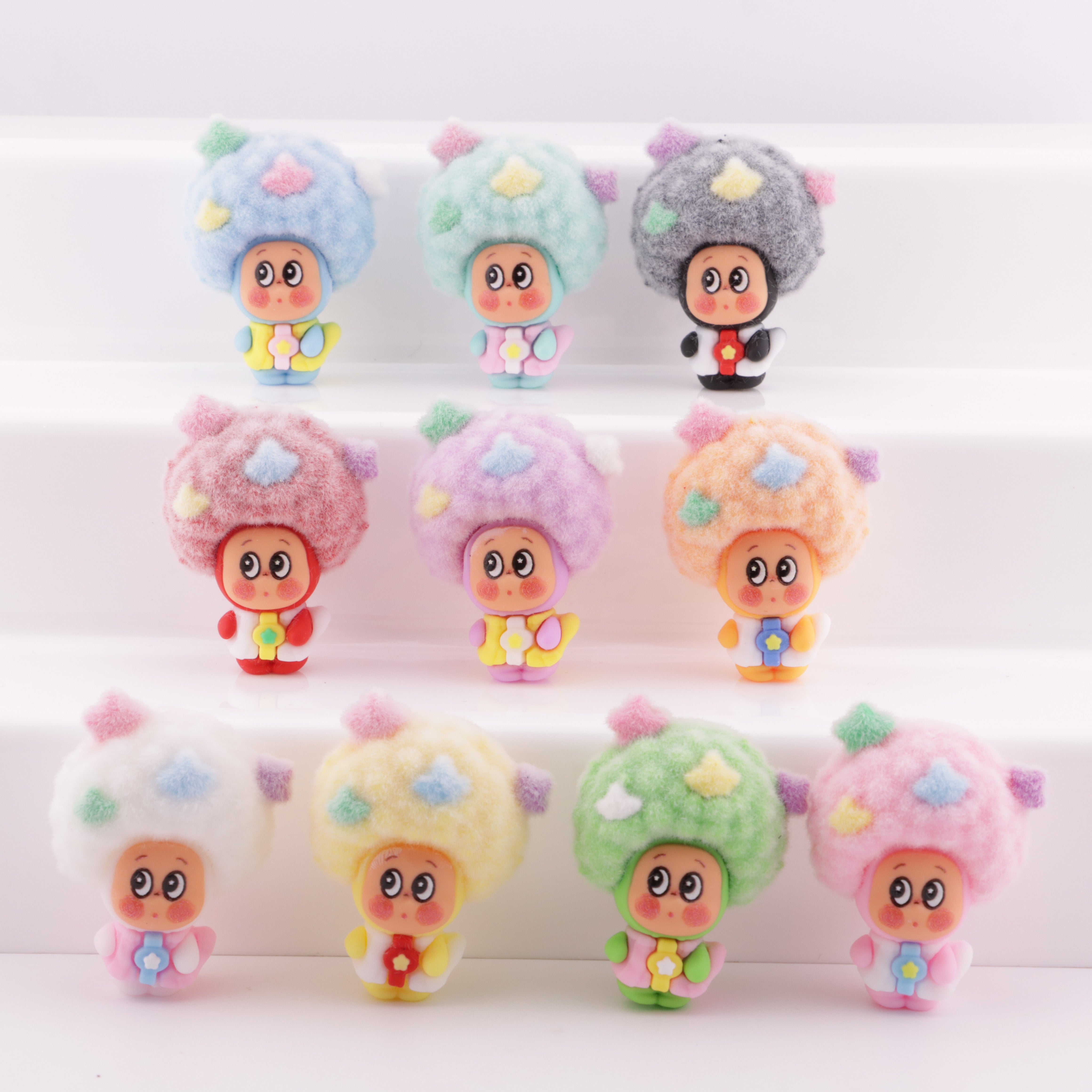 FS6372- 44×35Mm Afro-haired Flocked Alien Star Beads Zoe's DIY Shop