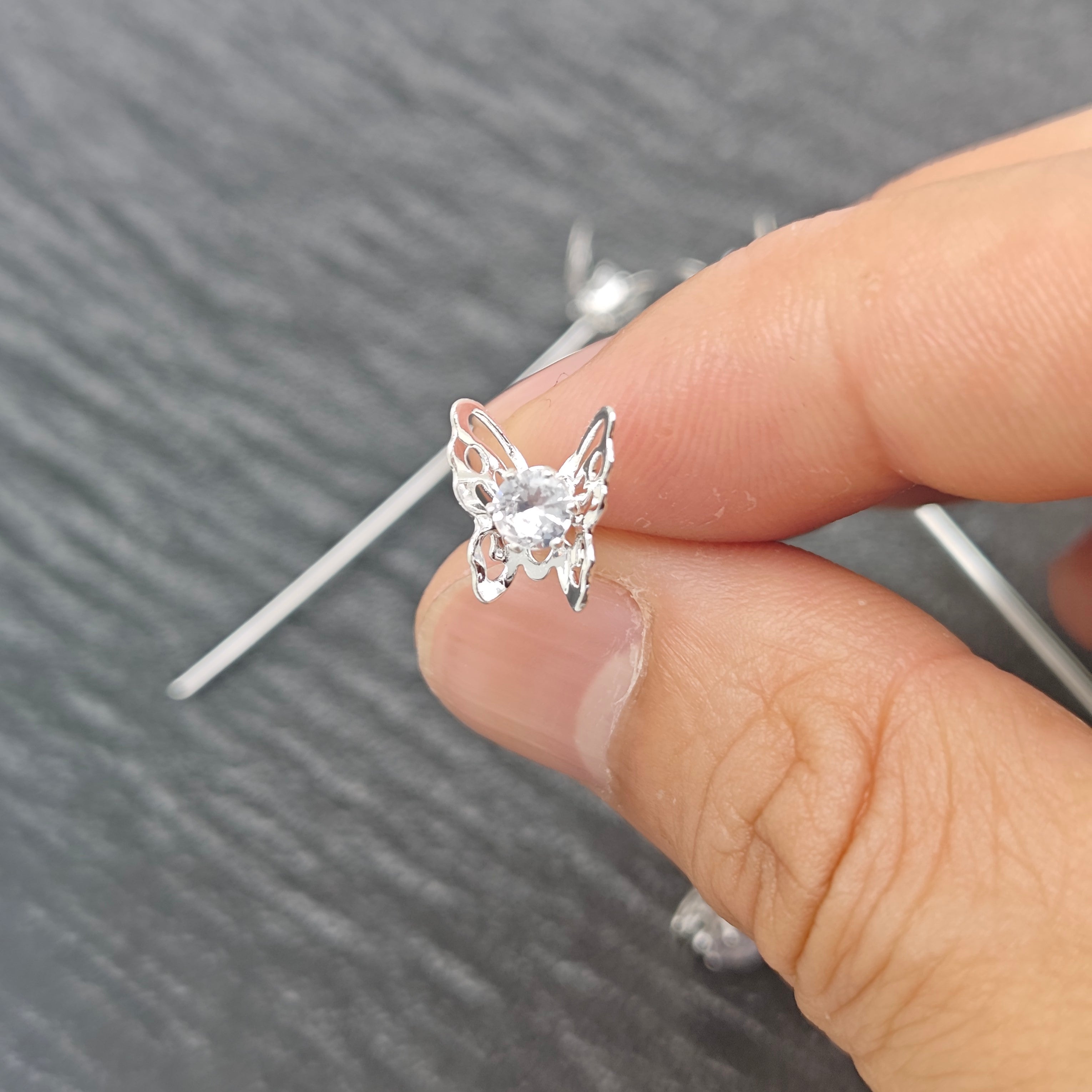 FS4894- 40mm Butterfly Zircon Pin
