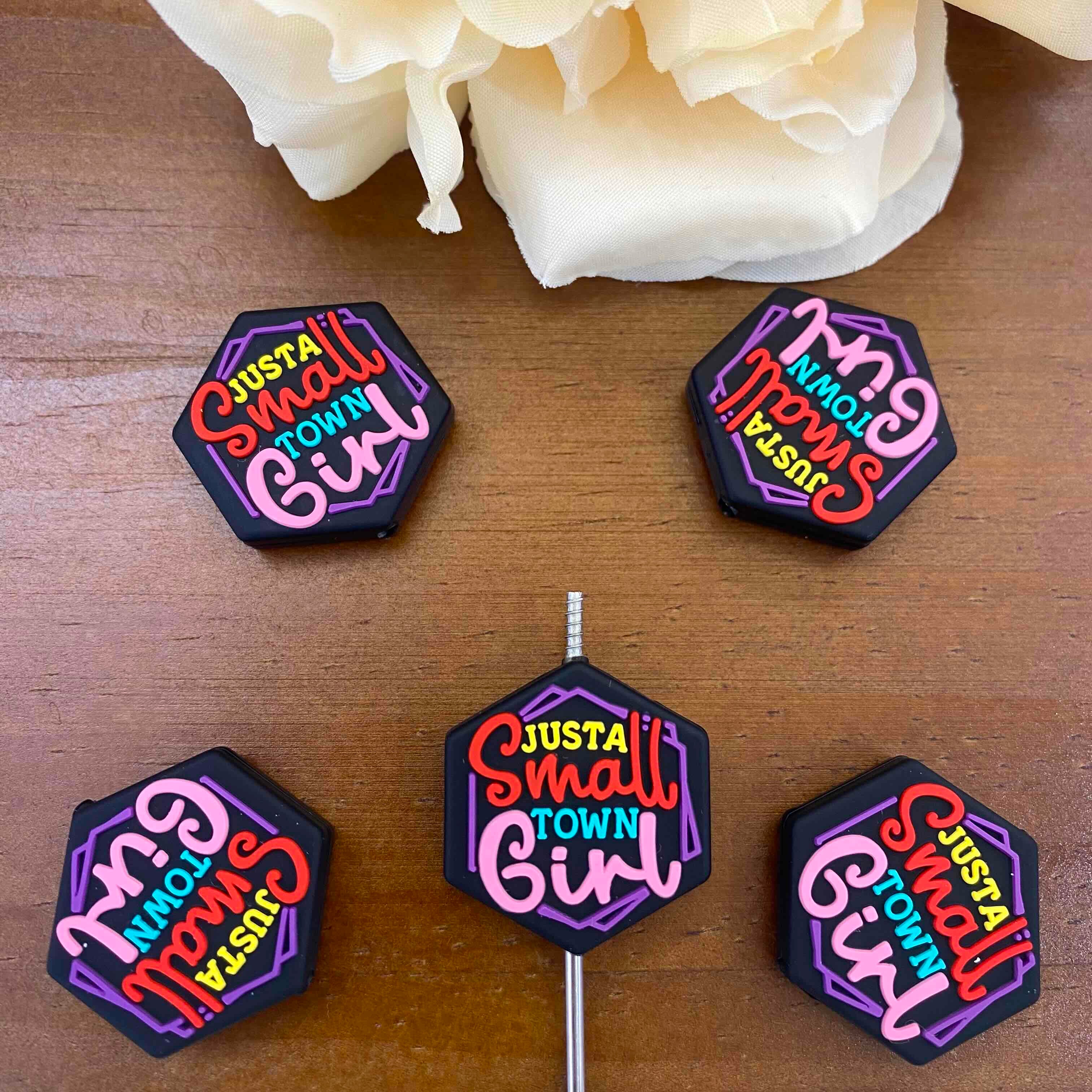 FS20179-Small Town Girl Flat Silicone Focal Beads