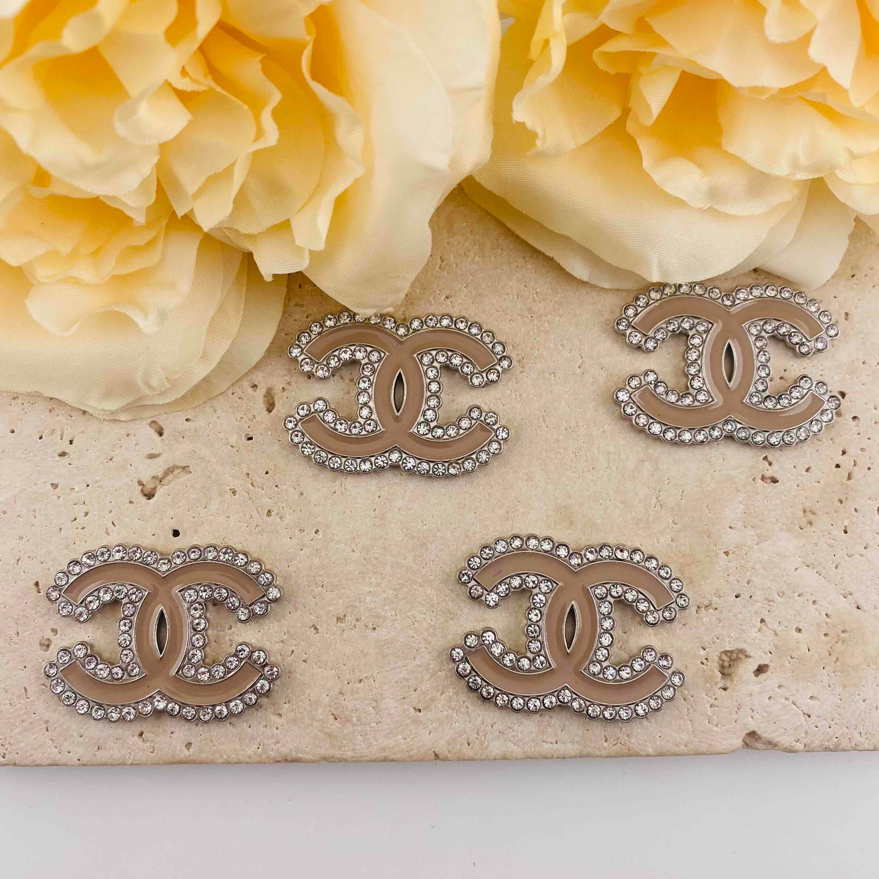 FS4064-  About 35mm CC Metal Charms