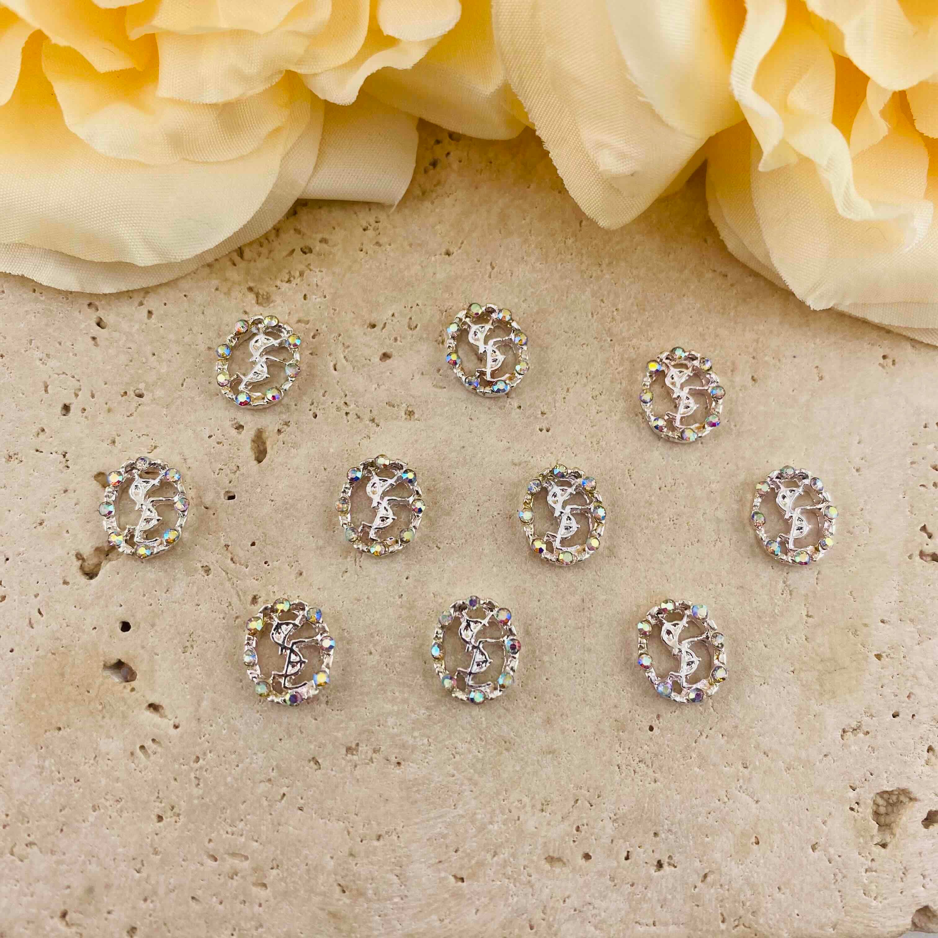 FS4704-  10mmYSL Metal Nail Charms