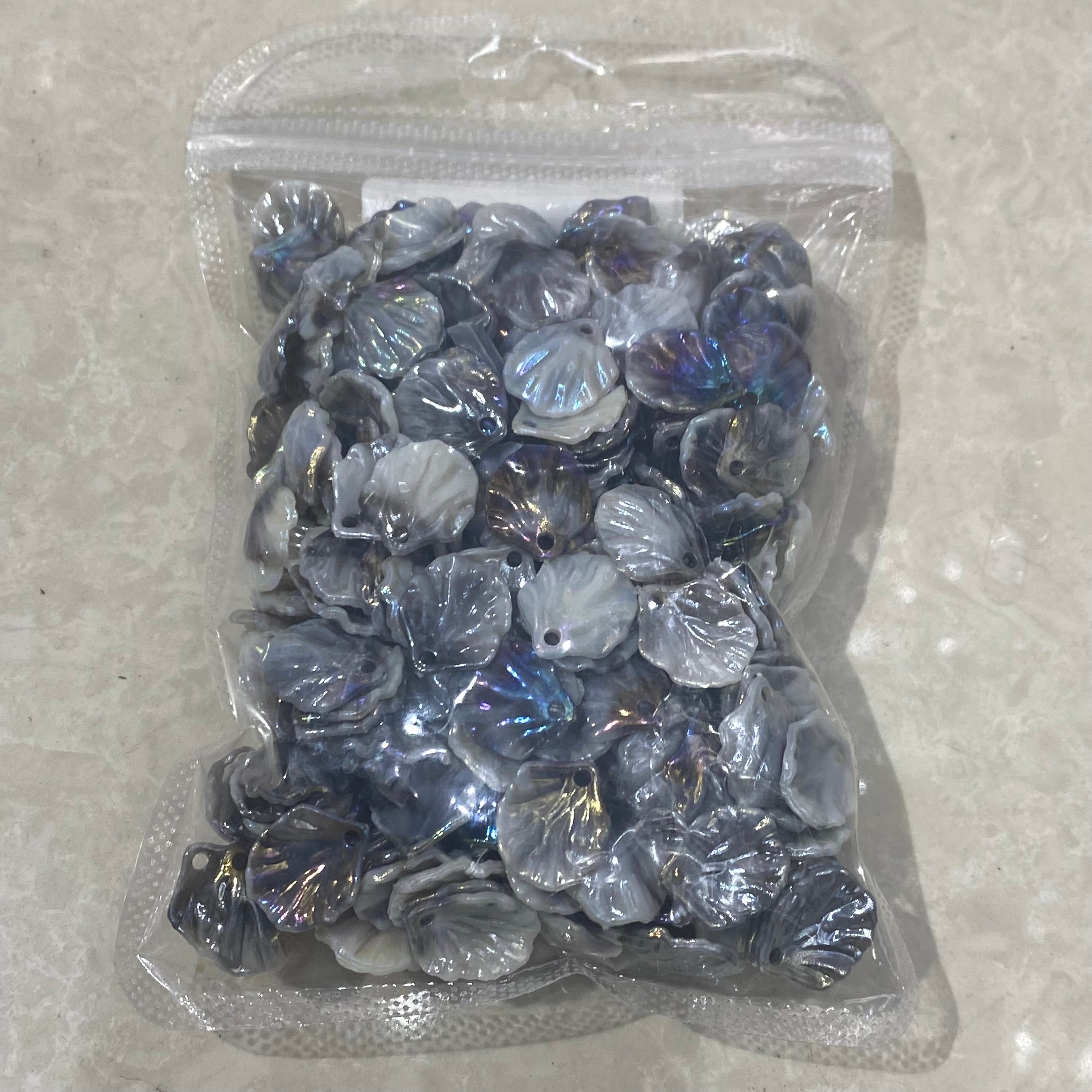 FS5456- 18*15mm Gradient Petals With Hole Colored - Plated Gradient Petals With Hole
