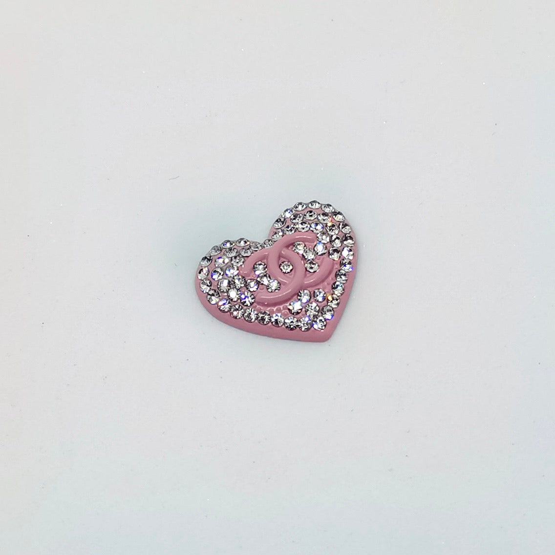 FS3902-About 18×22mm Rhinestone Heart Metal Patch As Picture Shows
