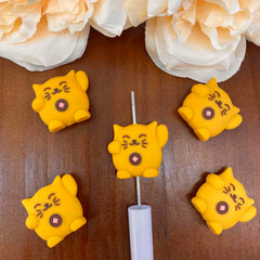 FS20508-3D Lucky Cat Silicone Focal Beads