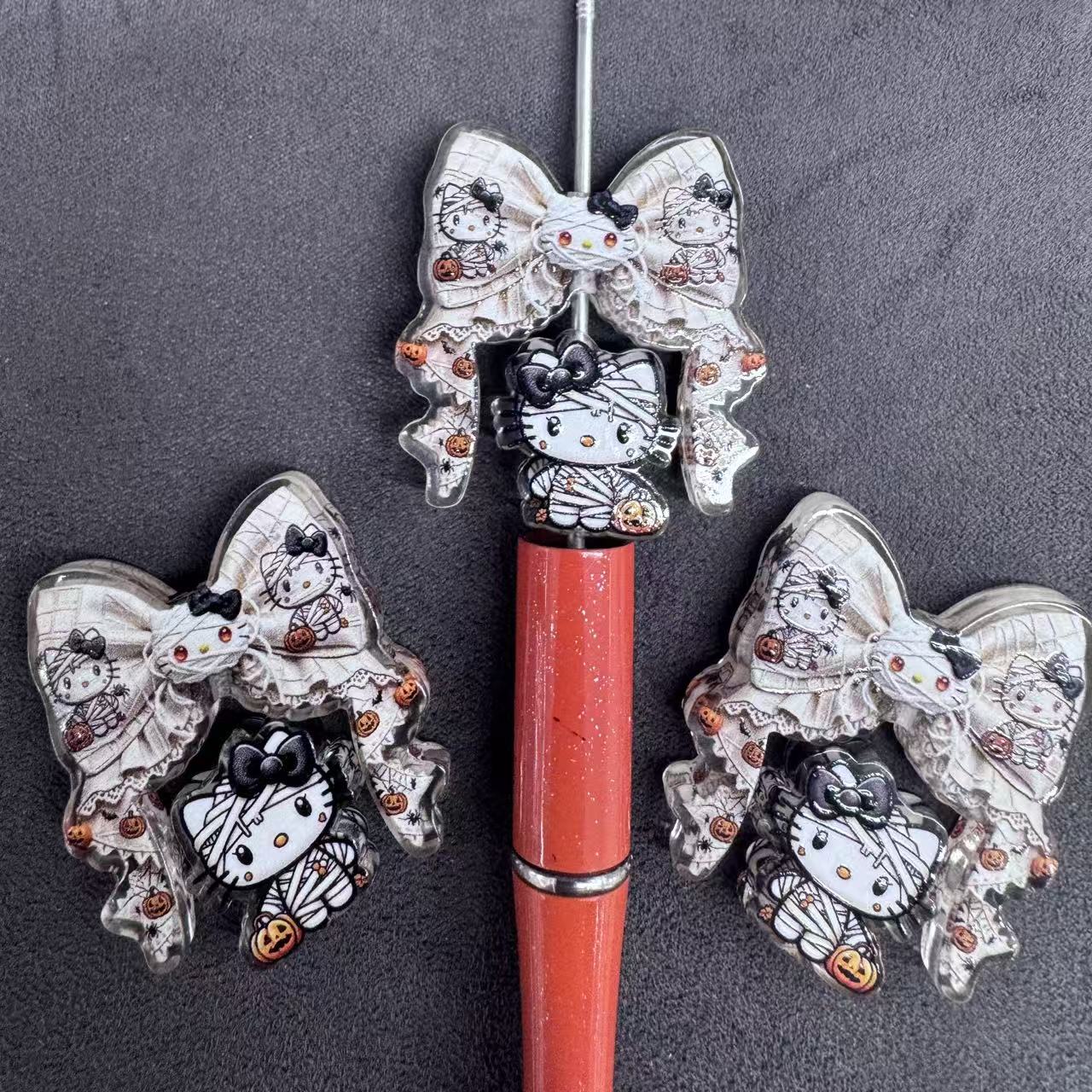 Hello Kitty Acrylic Bow Beads