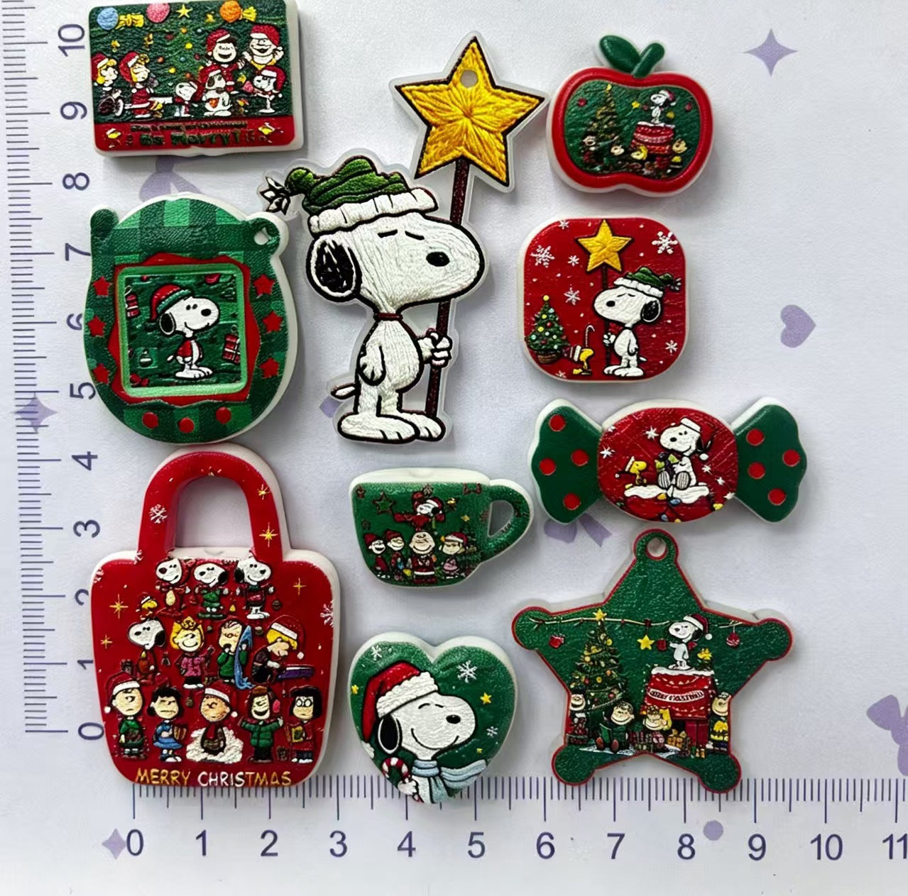 Acrylic Beads Pendant with Christmas Beagle Dog Series Prints, Random Mix