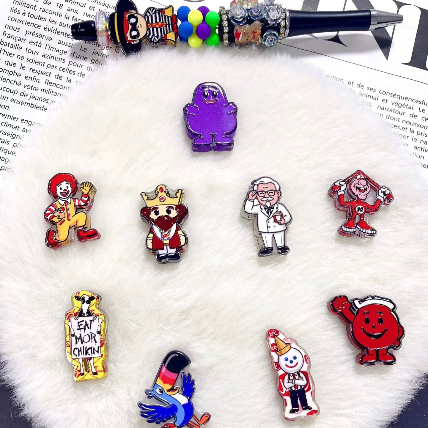 Retro Cartoon Character Acrylic Flat Charms Focal Beads For Pen Toppers ,Random Mix