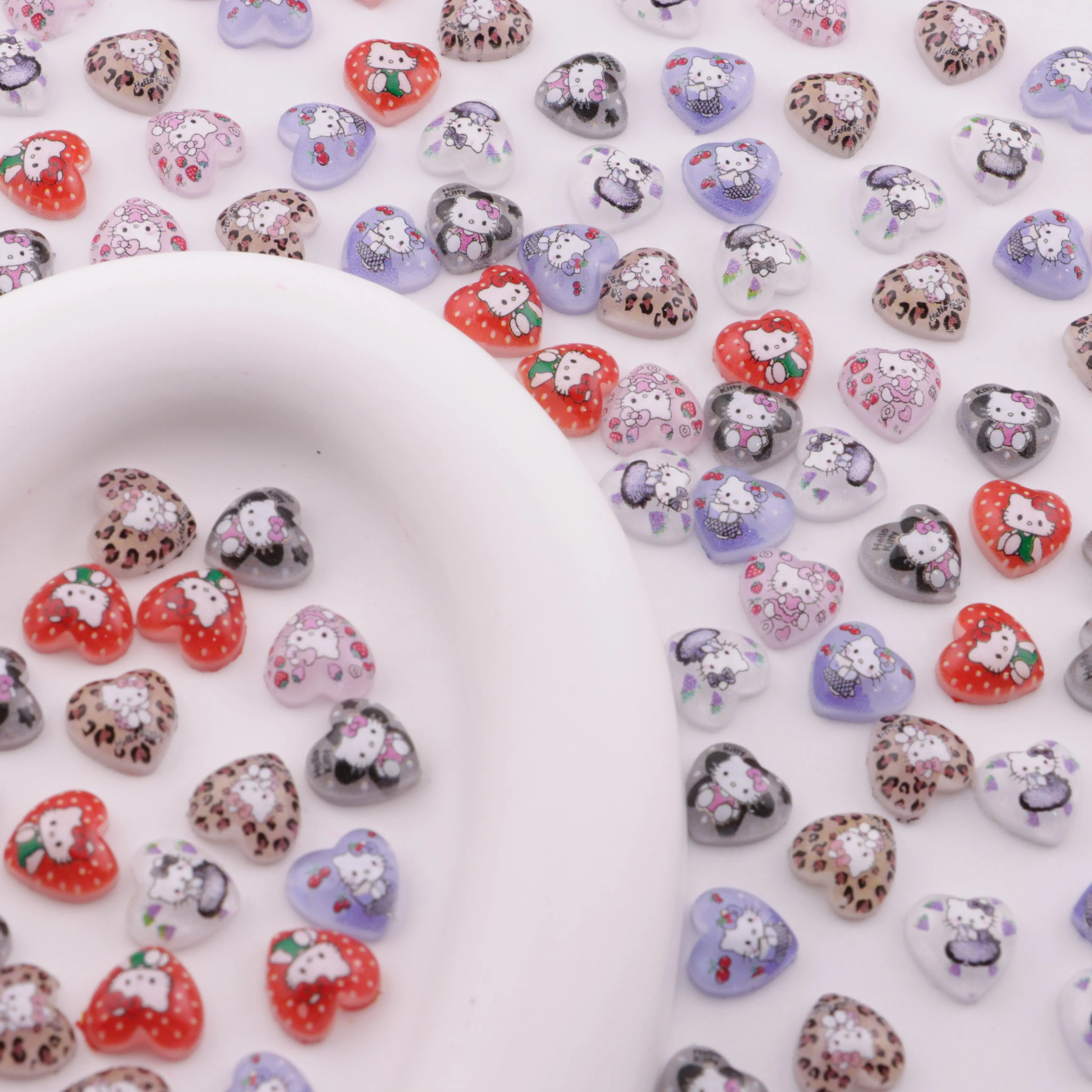 FS6285-10mm Hk Heart Charms Heart-Shaped Kitty Patches - Zoe DIY Wholesale