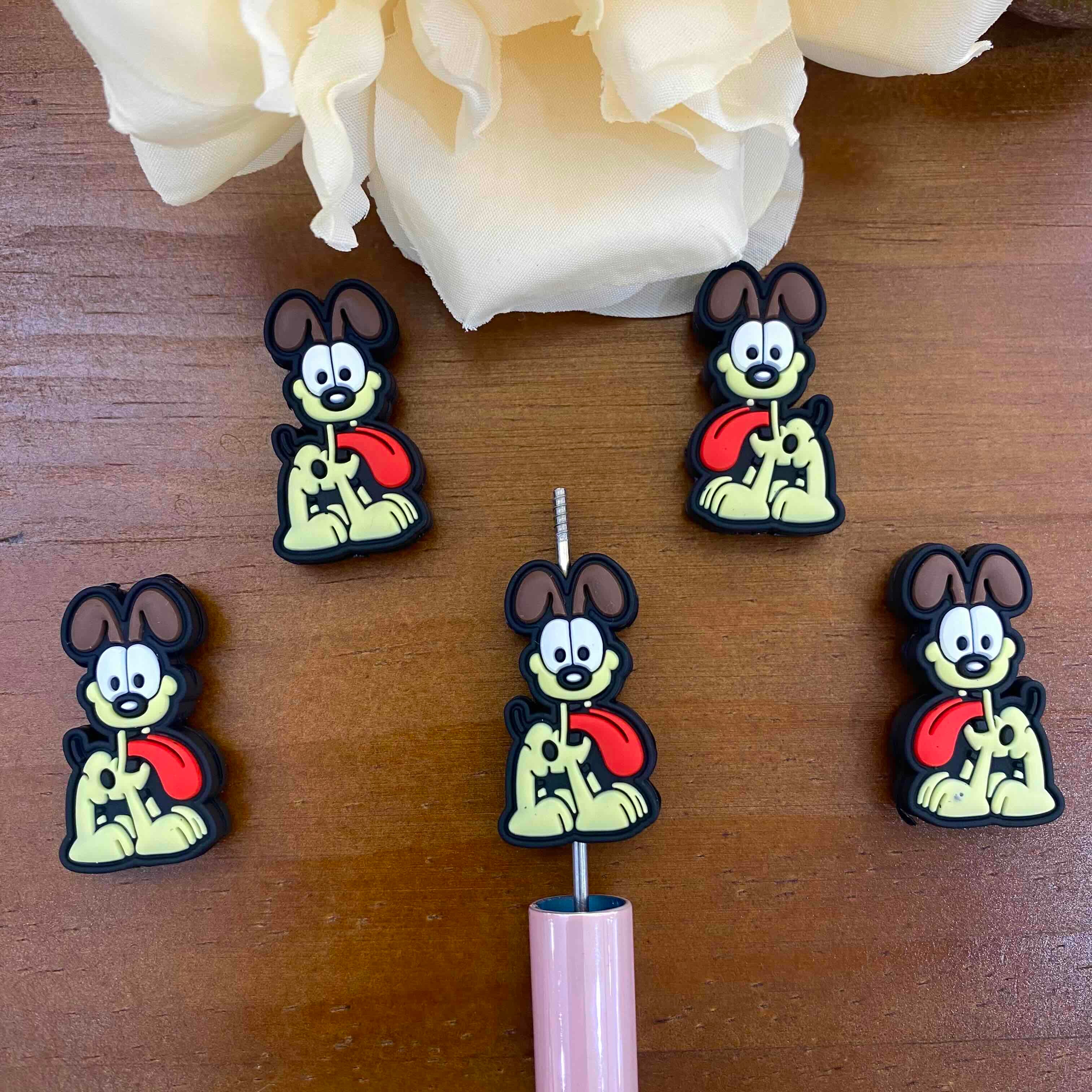 FS20217-Flat Odie Silicone Focal Beads