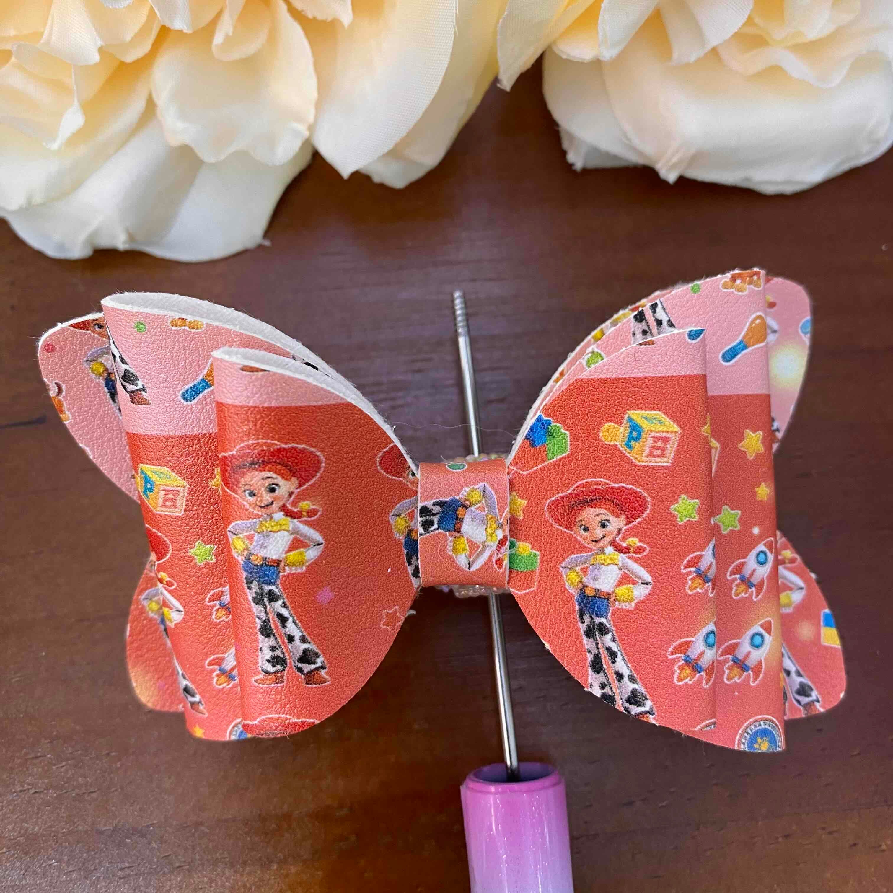 FS20624-Toy Story Sugar Bow Beads