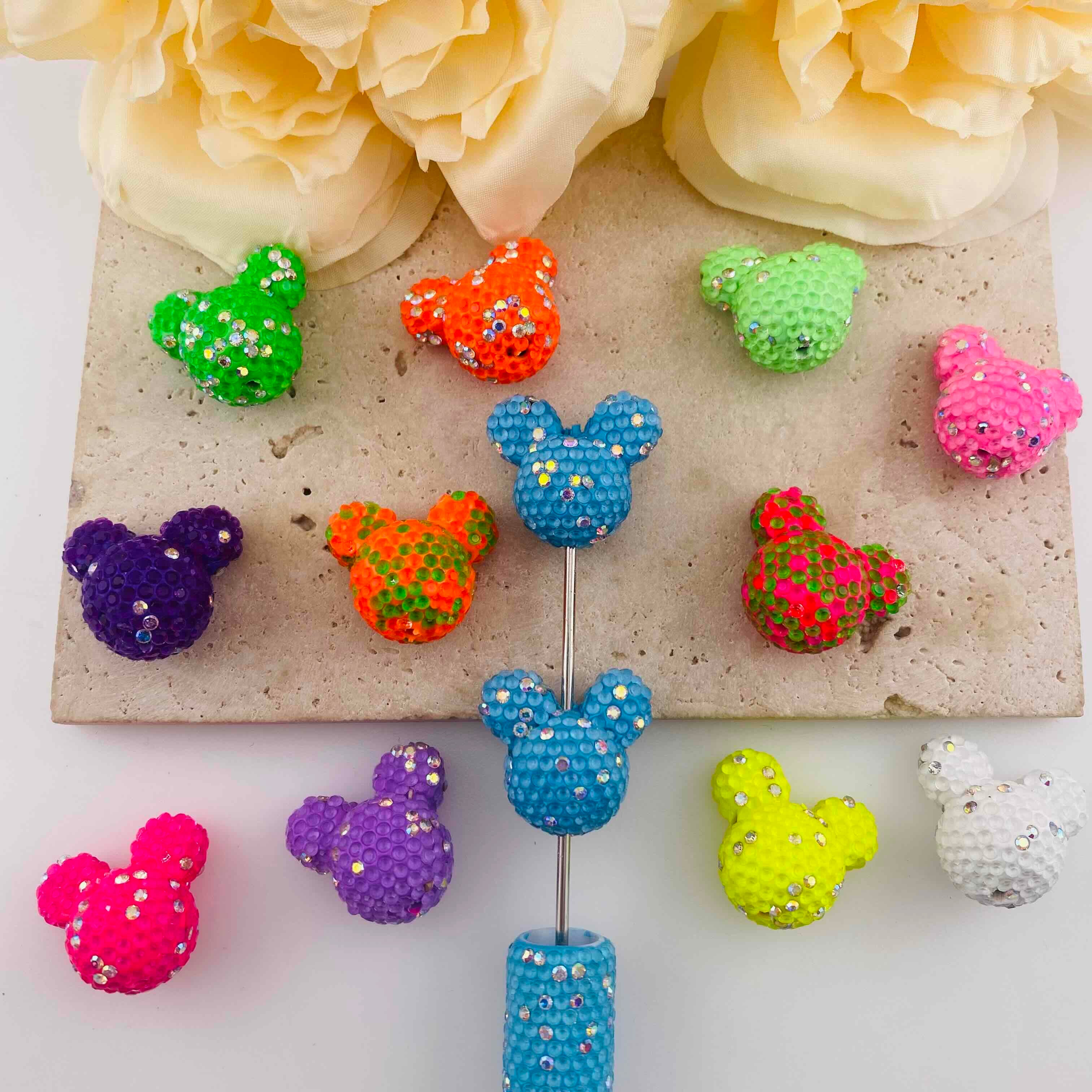 FS20073-About 22*25mm Rhinestone Mickey Head Clay Beads