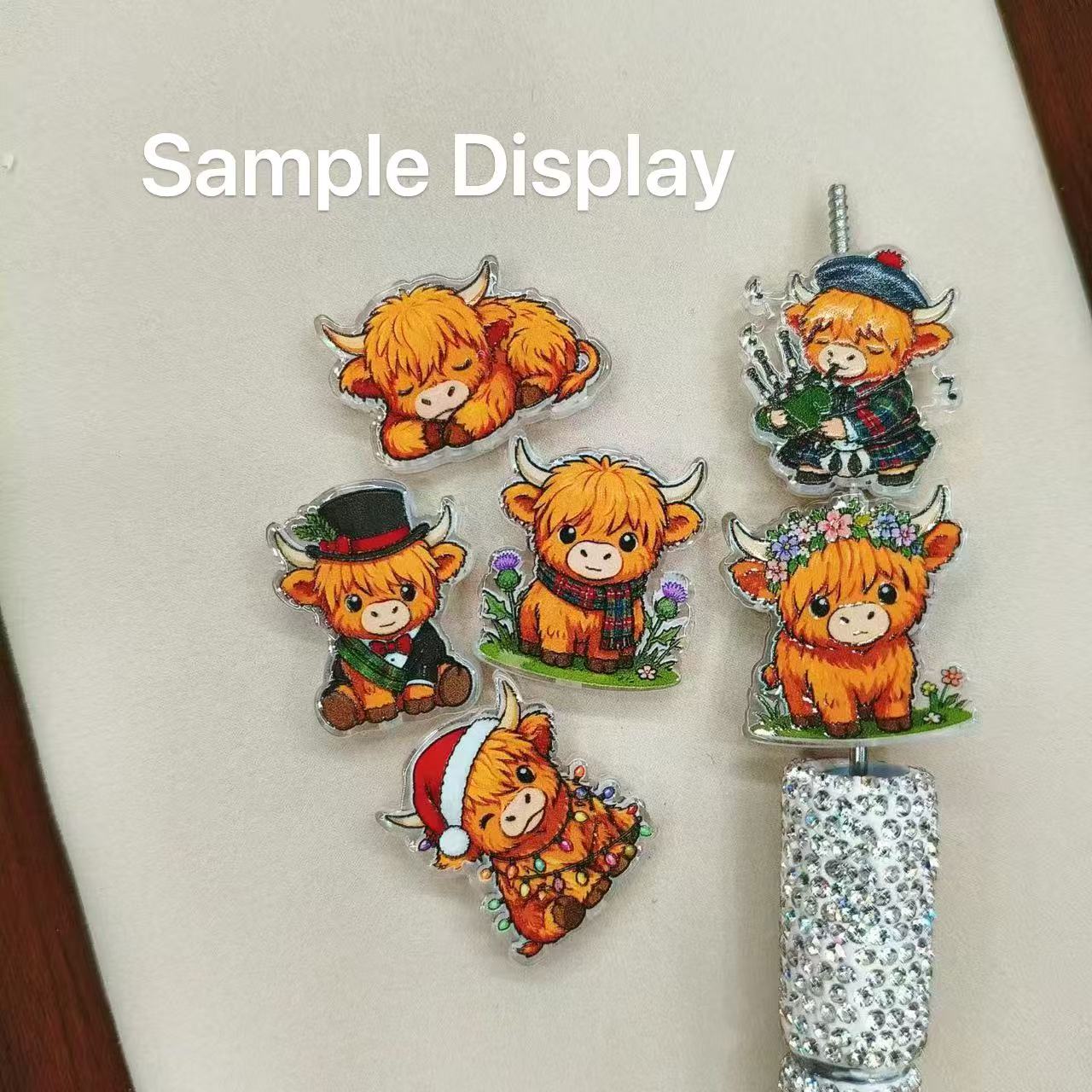 Highland Cow Acrylic Focal Bead, Sleeping Top‑Hat Formal Flower‑Crown Christmas‑Light Plaid‑Scarf Bagpipe‑playing Scottish, Random Mix