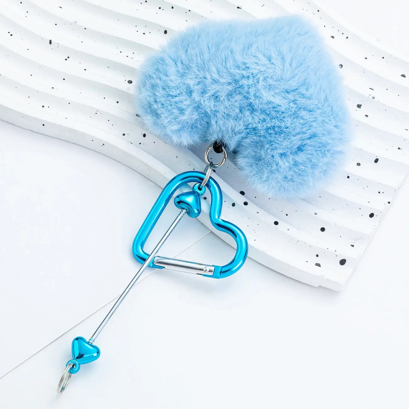 16*4.5cm Heart Plush Mountaineering Keychain Zoe's DIY Shop