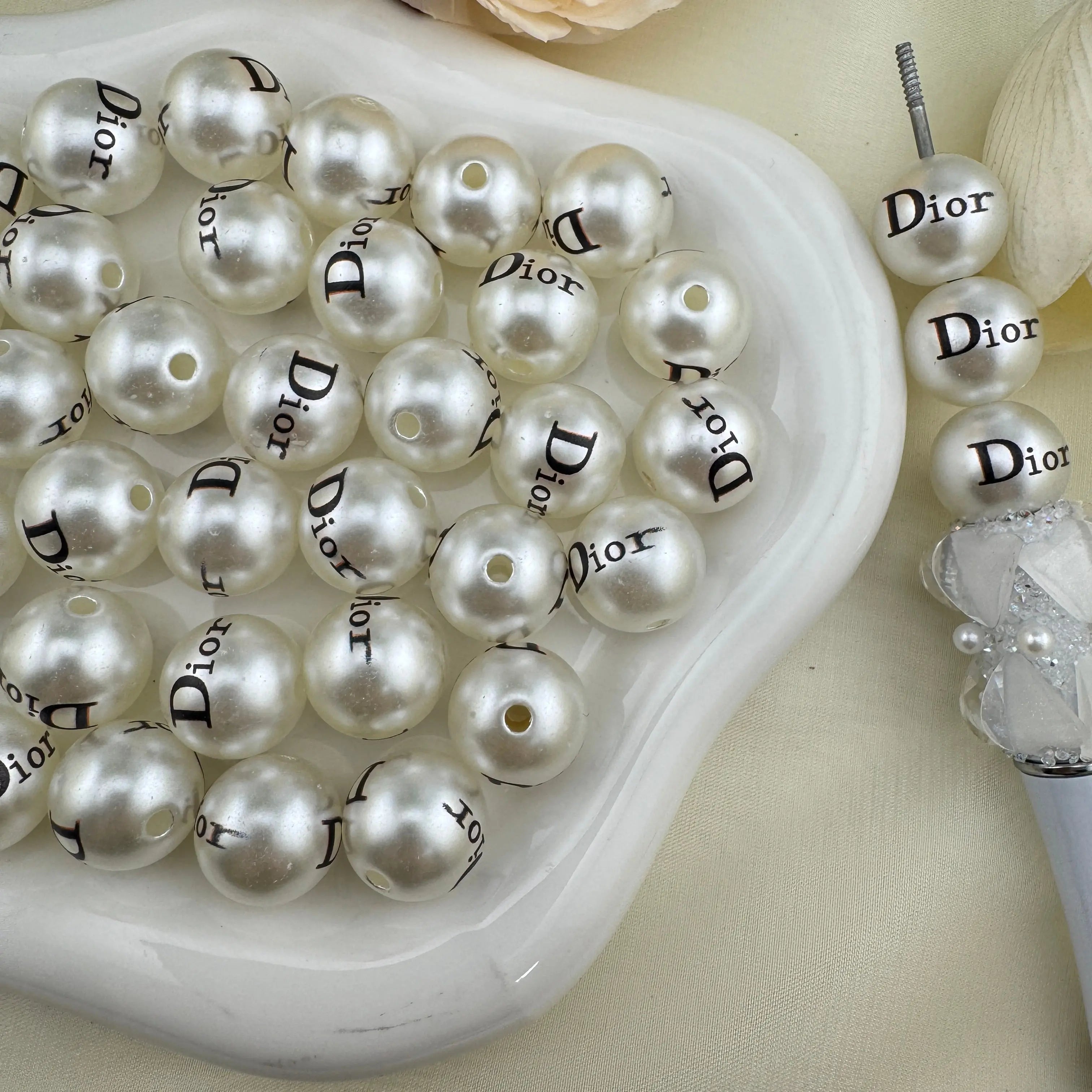 16mm DR Pearl Looking Acrylic Beads for DIY Jewellery Making (Necklaces and Bracelets) Zoe DIY Wholesale