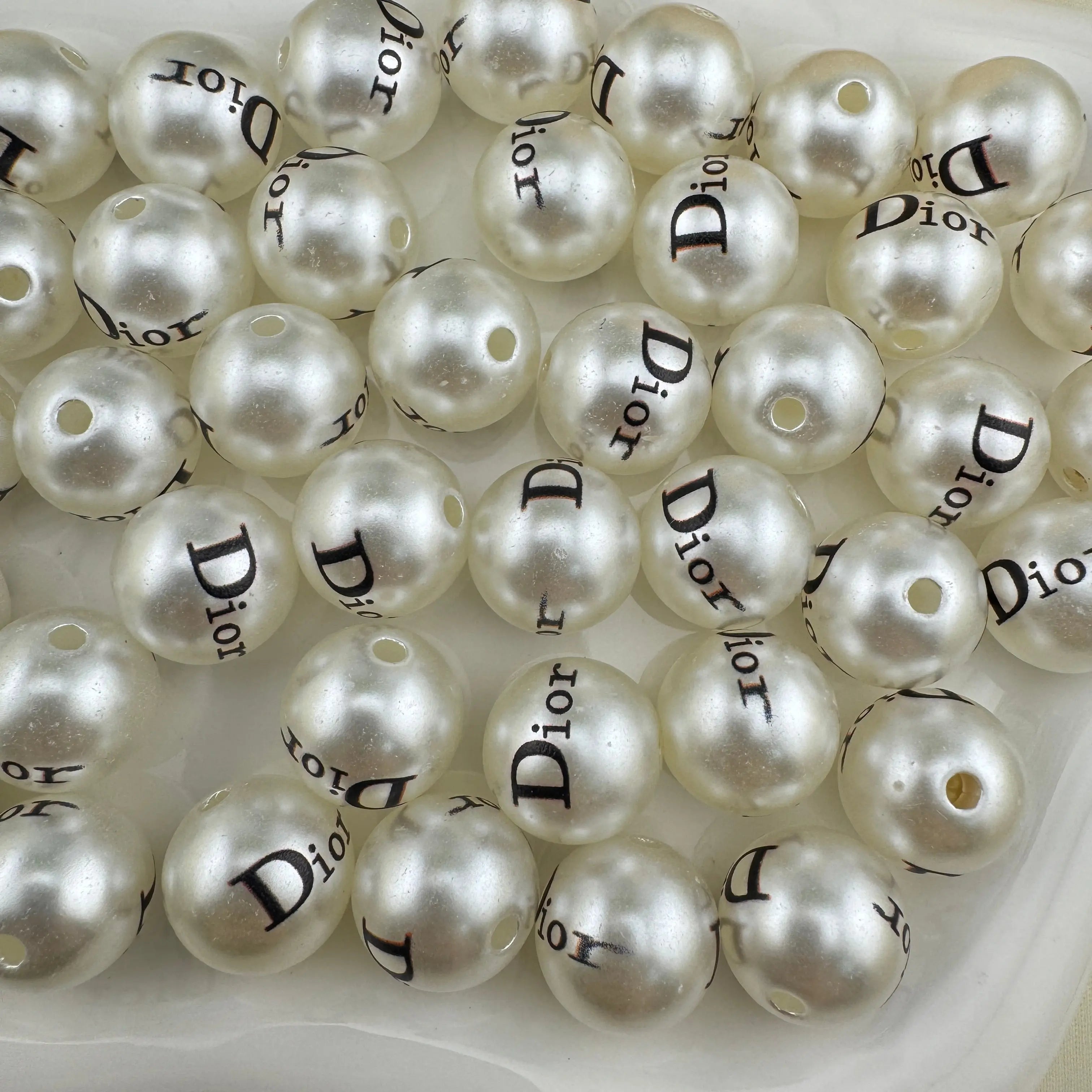 16mm DR Pearl Looking Acrylic Beads for DIY Jewellery Making (Necklaces and Bracelets) Zoe DIY Wholesale