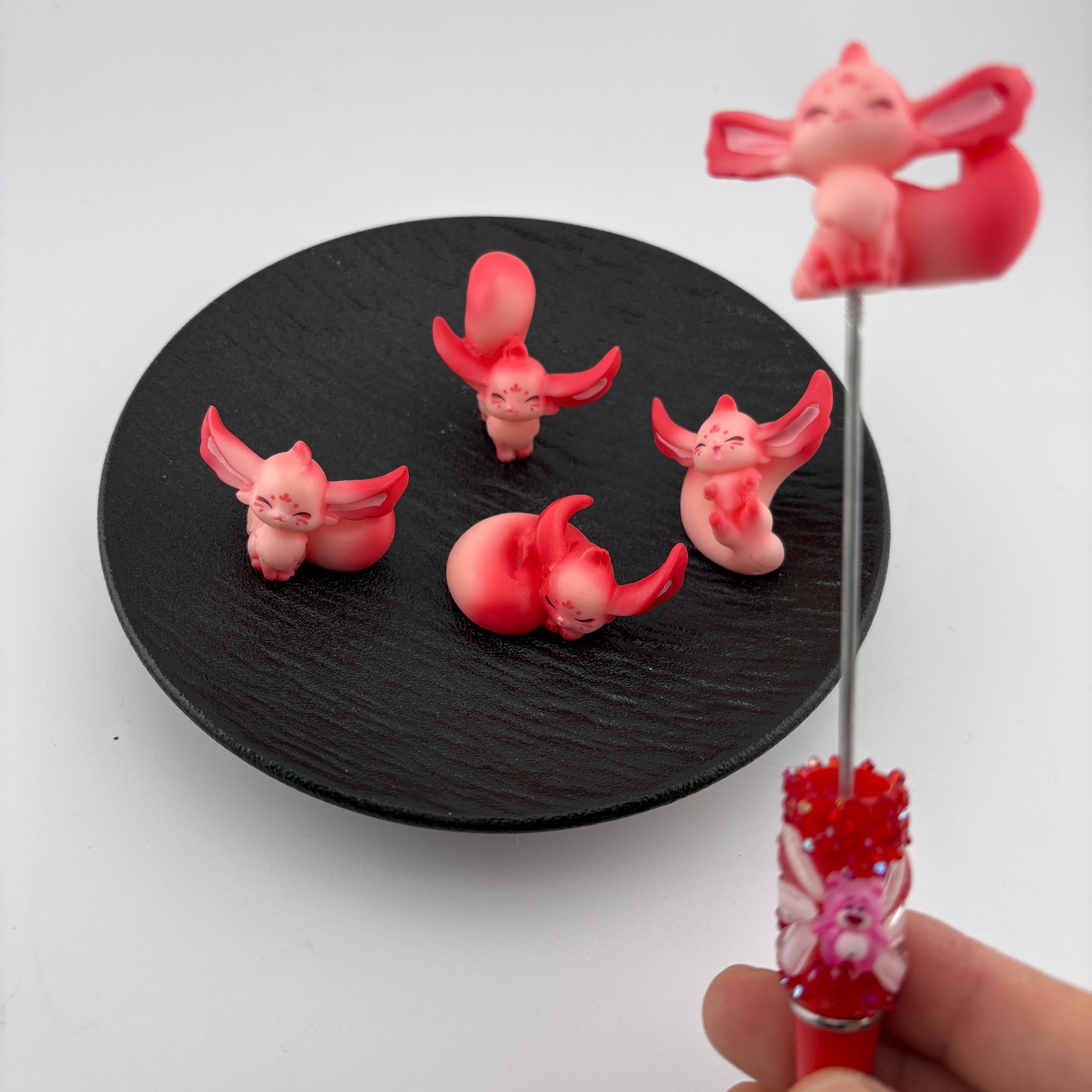 FS2196- 4PCS/Set Big Ears and tail Pink Red Fox Pen toppers