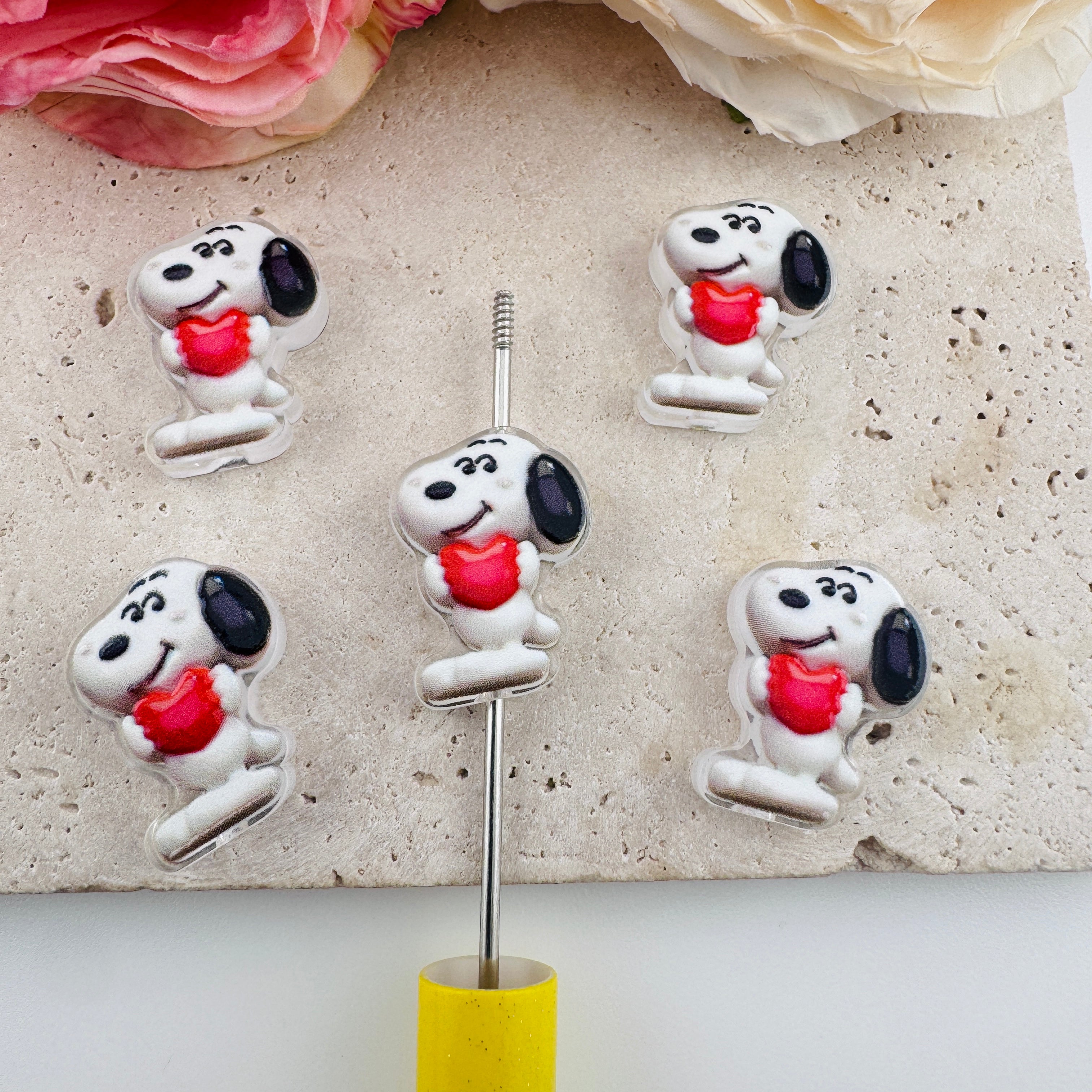 FS19447-Snoopy Acrylic Focal Beads