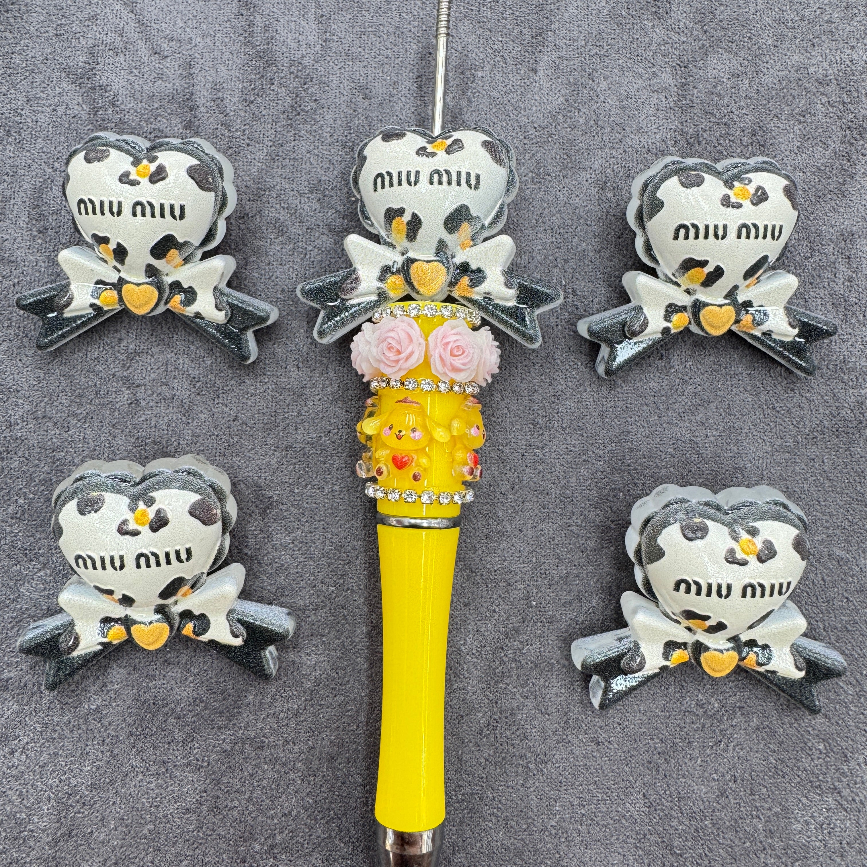 Acrylic Focal Beads Wavy Scalloped Heart Edge With Bow Ribbon Tails Series As Picture Shows
