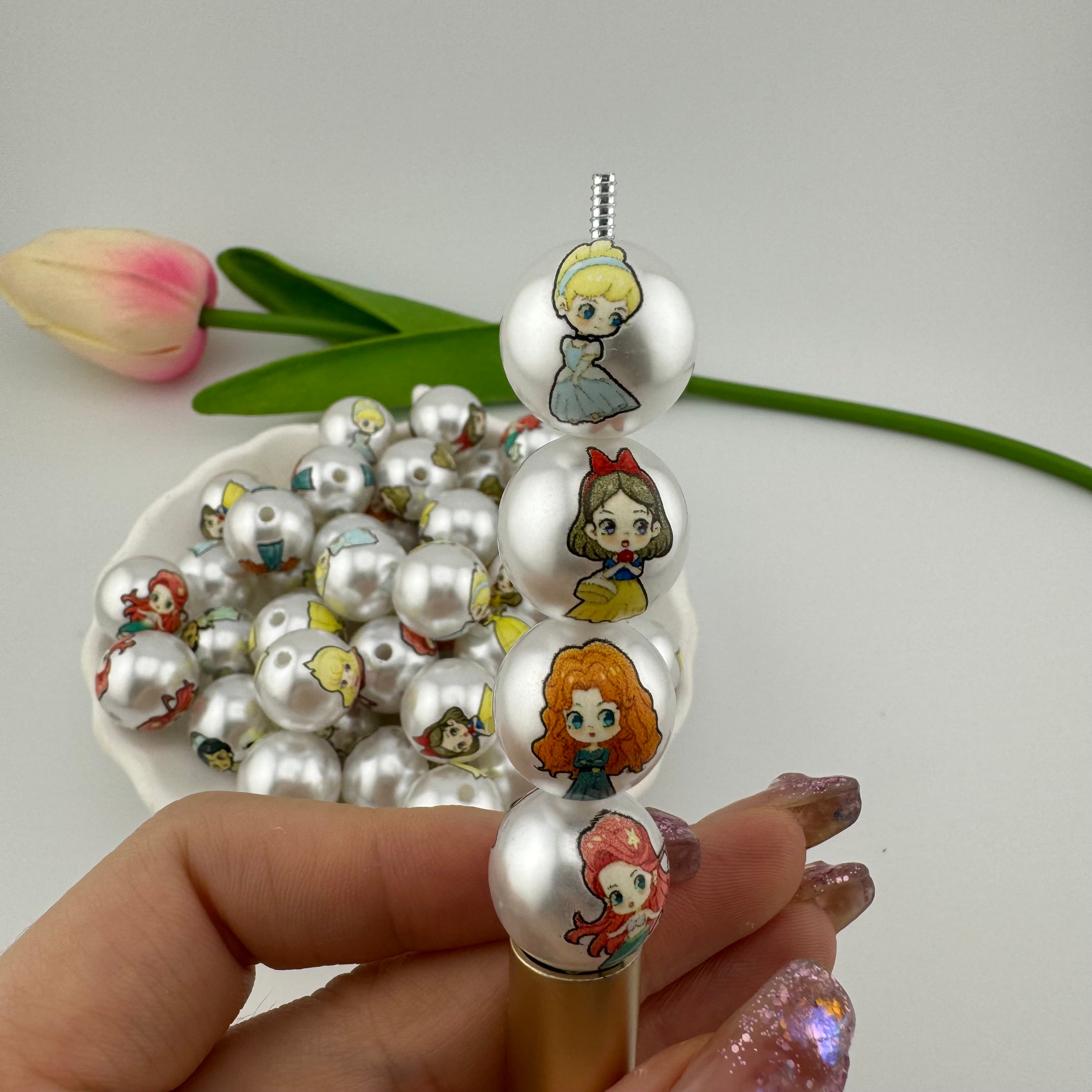 50 Pieces 16mm Princess Resin Beads