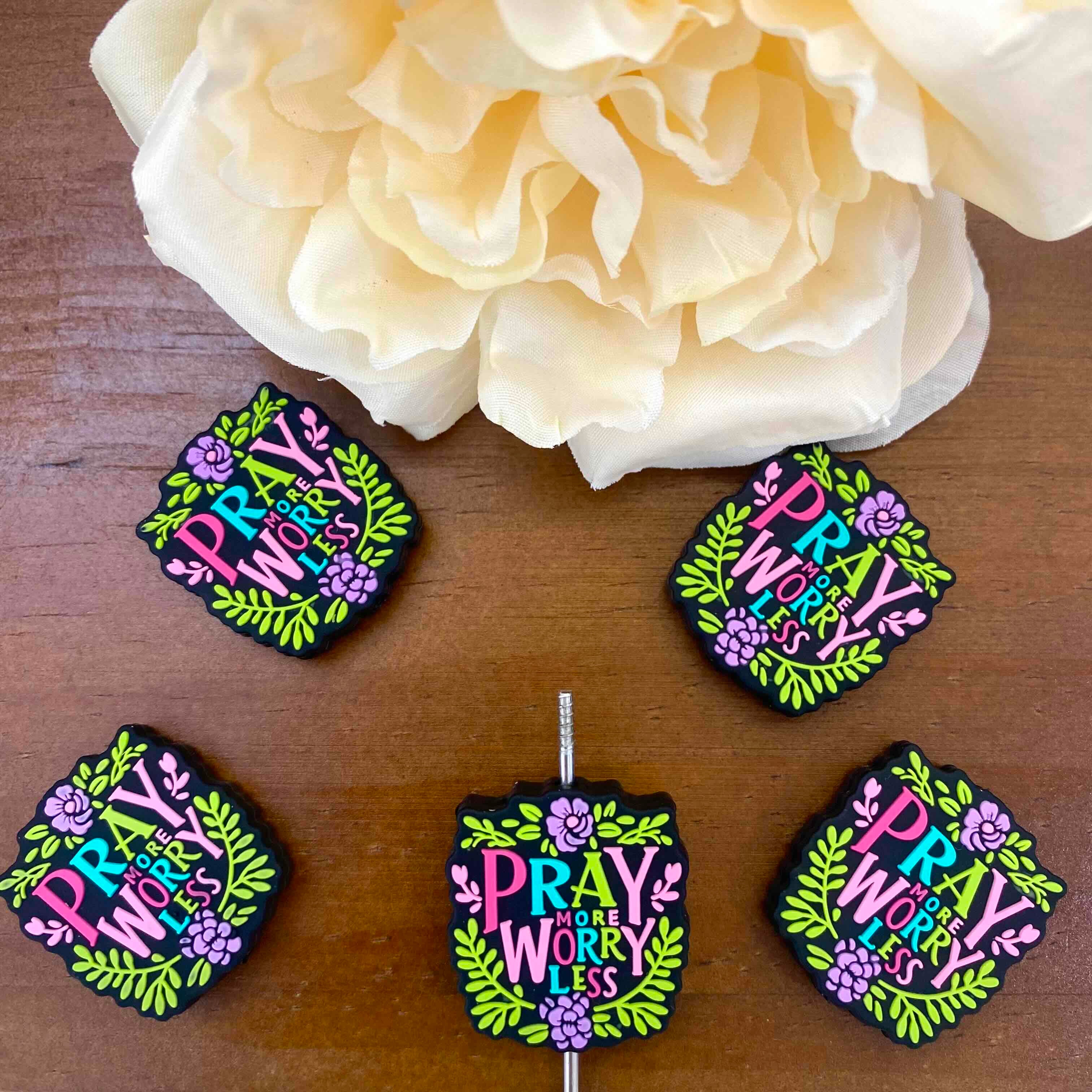 FS20121-Pray More Worry Less Flat Silicone Focal Beads