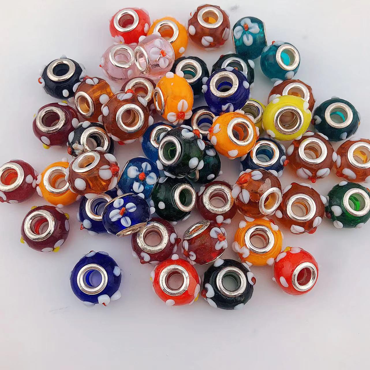 50 Pieces Mixed Color Flower Hand Painted Glass Pen Spacer