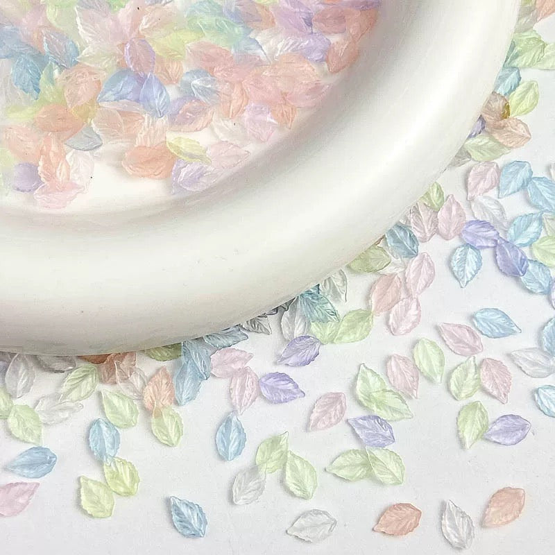 Mixed Color Clear Glowing Leaves Resin Nail Charms For Making Fancy Bead Or Fancy Pen