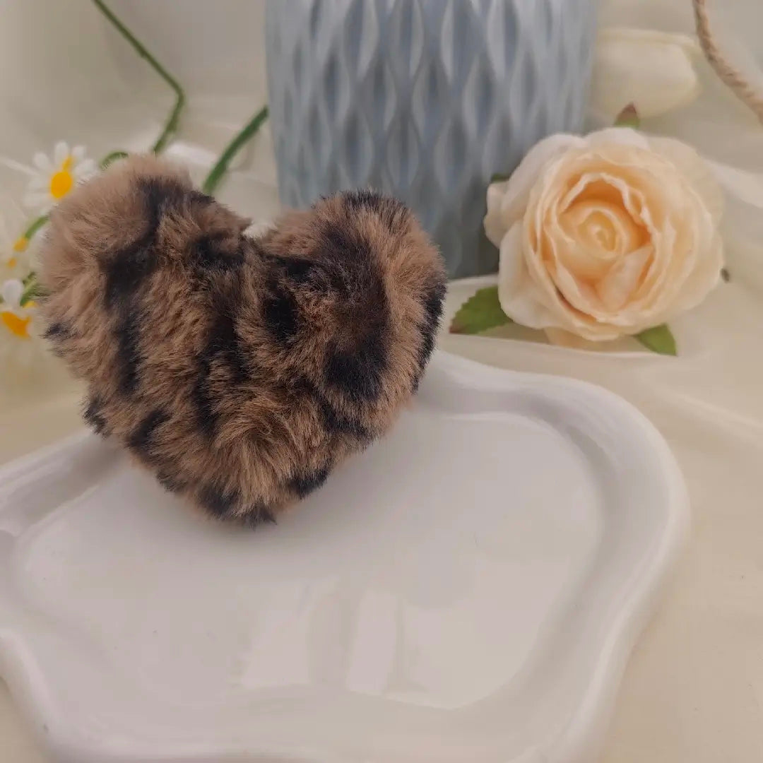 FS6860-Fuzzy Heart-Shaped Plush toy Zoe DIY Wholesale