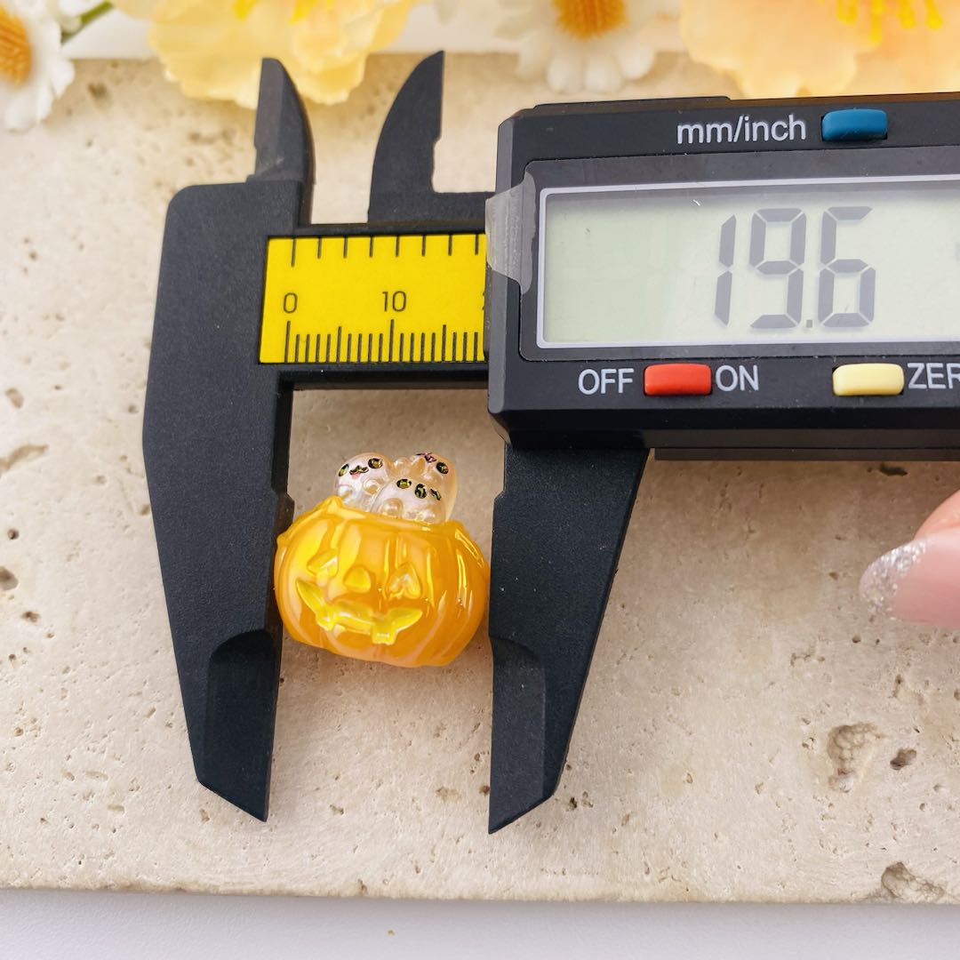 FS19597-About 18*20mm Pumpkin Resin Beads