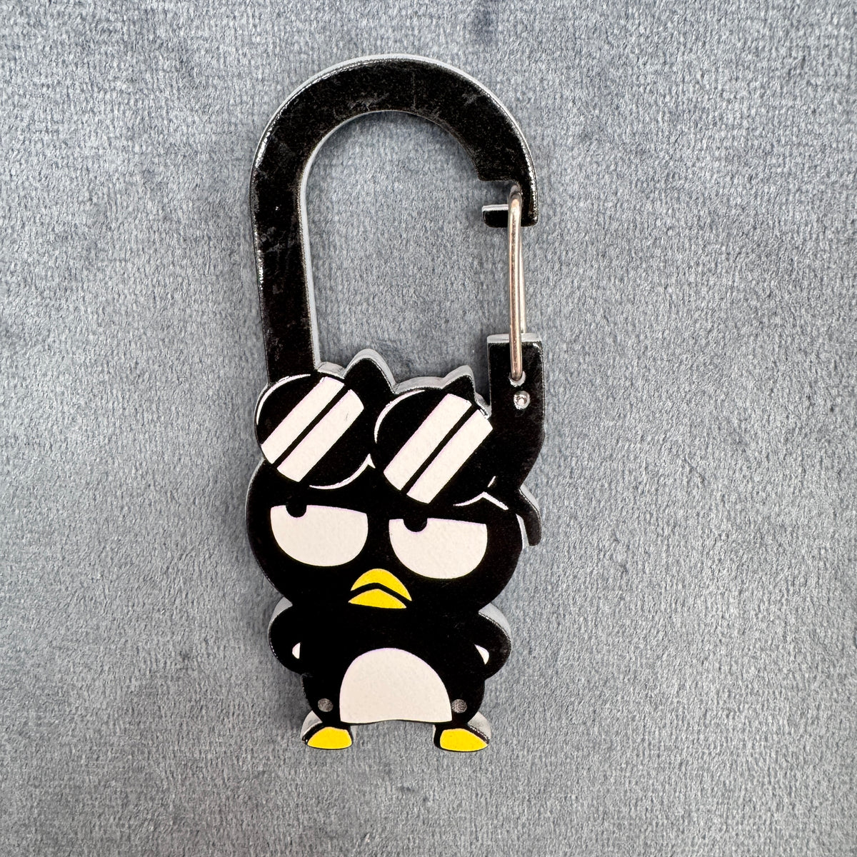 Cute Badtz-Maru Sunglasses Acrylic Black Carabiner Keychain, Sanrio Kawaii Cool Penguin Bag Charm, Key Ring Clip Accessories