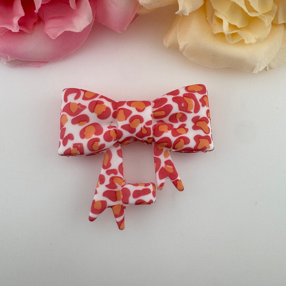 Cute Bowknot Pattern Straw Topper Silicone Cover Set, Floral, Cow Print & Leopard Designs Dust-Proof Straw Tip Protector Caps, Reusable Drinking Straw Accessories for Stanley Cups & Tumblers