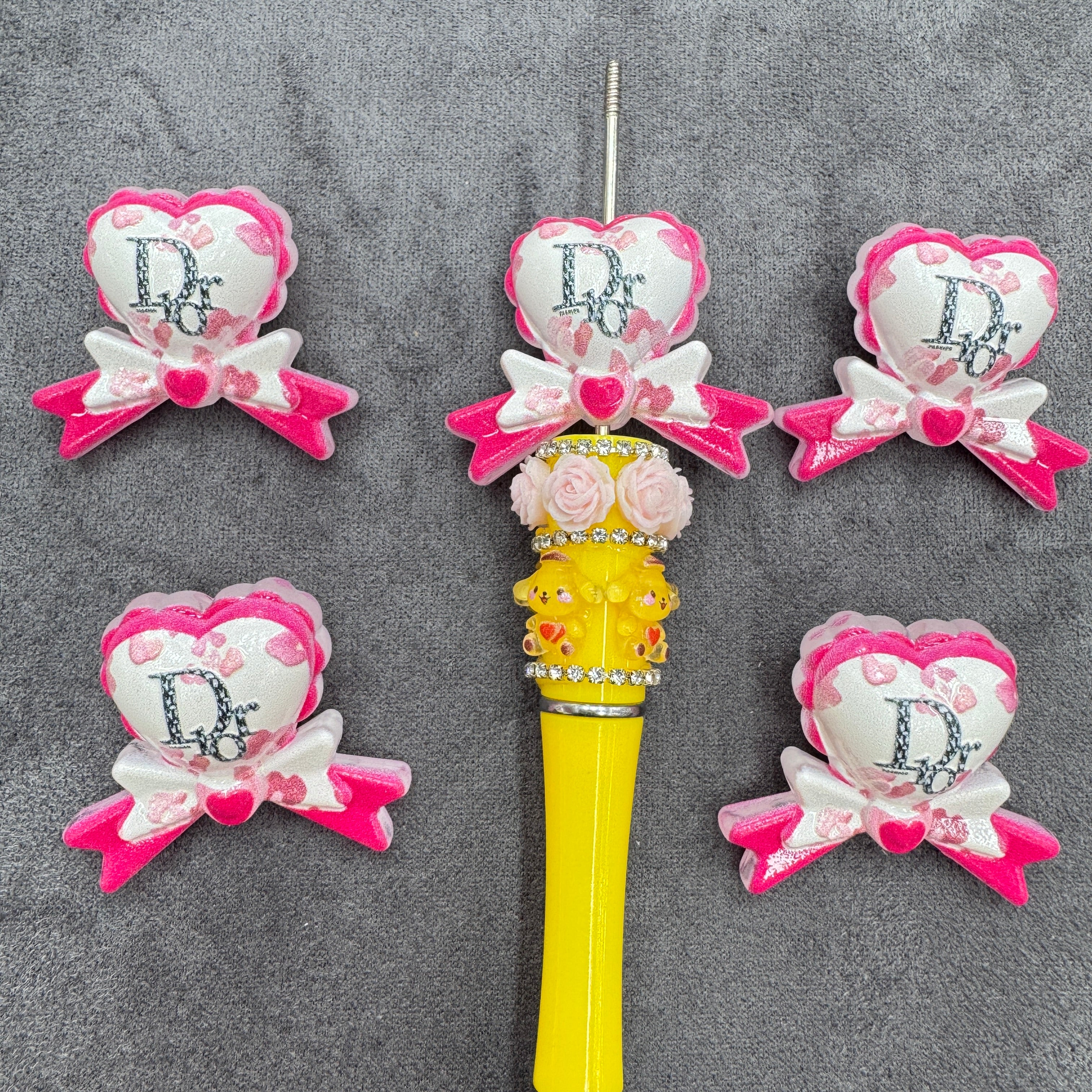 Acrylic Focal Beads Wavy Scalloped Heart Edge With Bow Ribbon Tails Series As Picture Shows