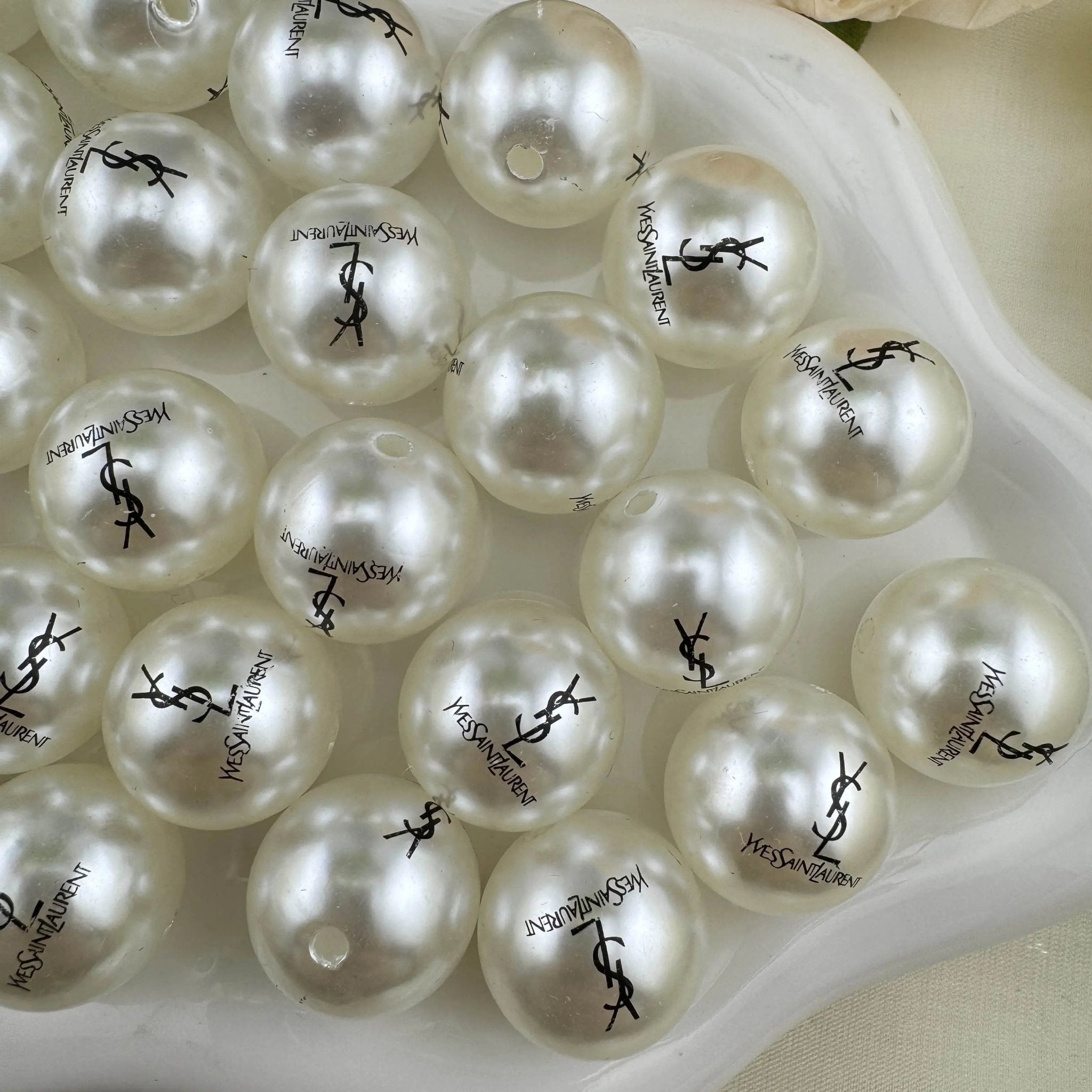 20mm Pearl Looking Acrylic Beads -Zoe DIY Wholesale