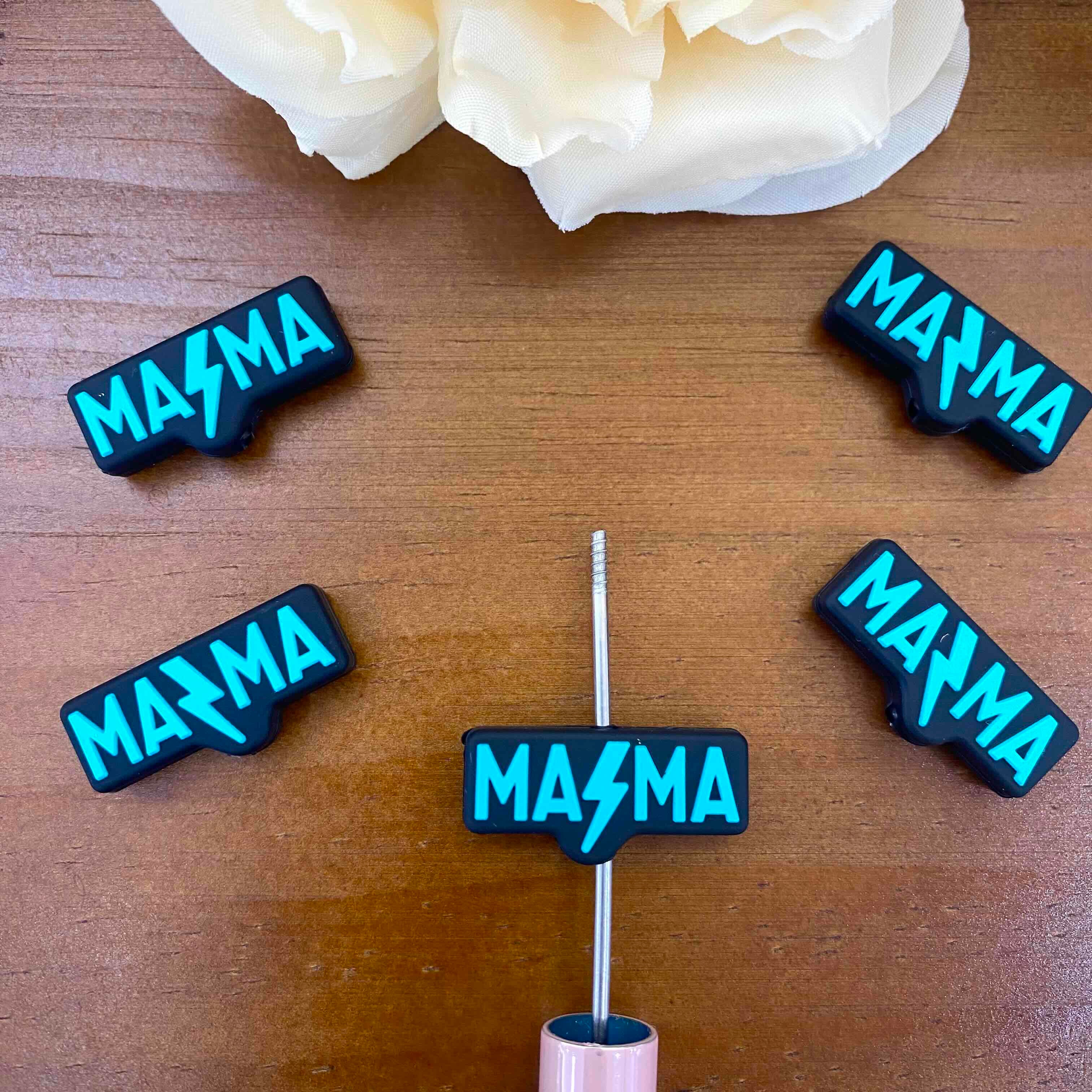 FS20130-Mama Retro Script Flat Silicone Focal Beads