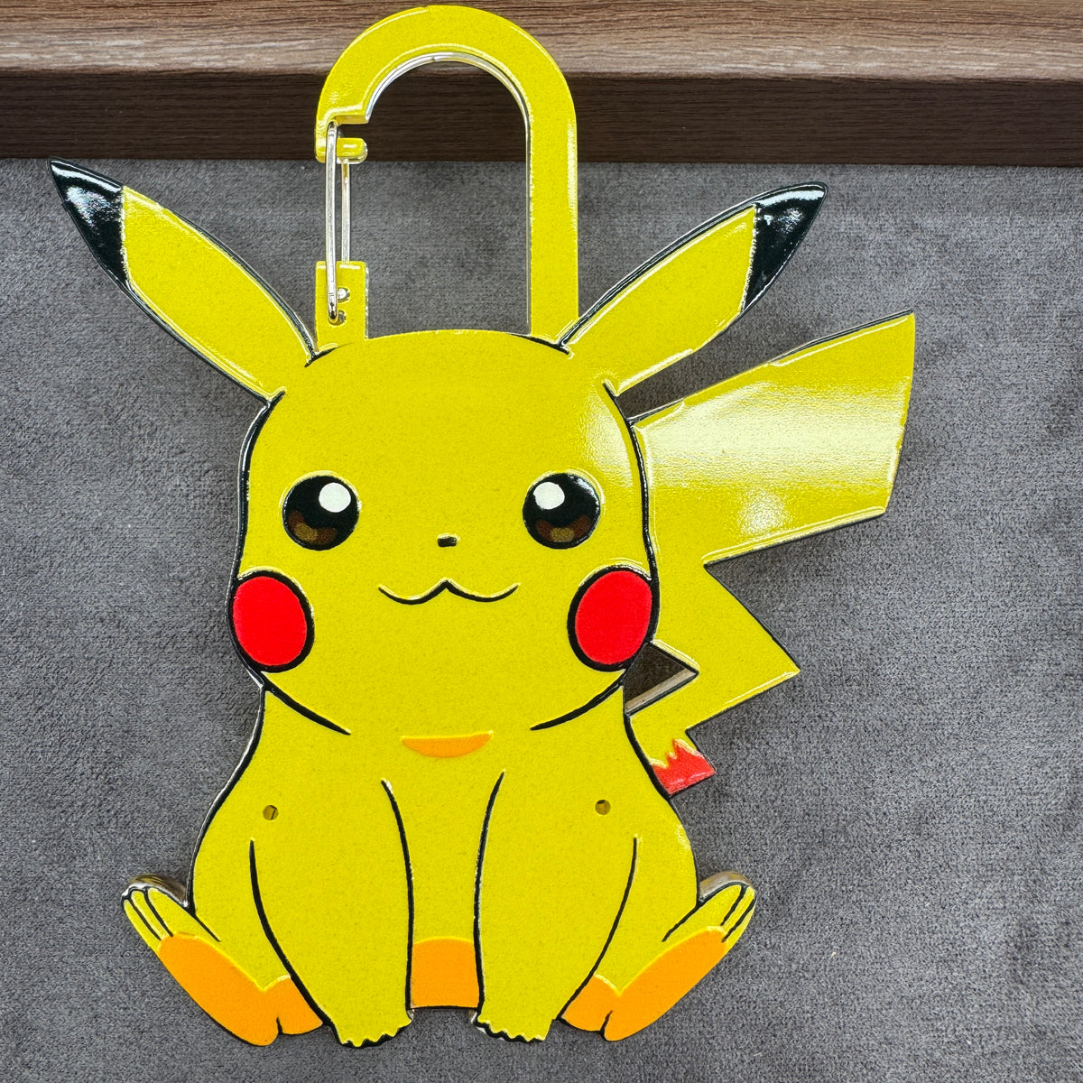 Large‑sized Acrylic Classic Yellow Body Bag Charm,Decorative Carabiner Bag Accessories for DIY Crafts