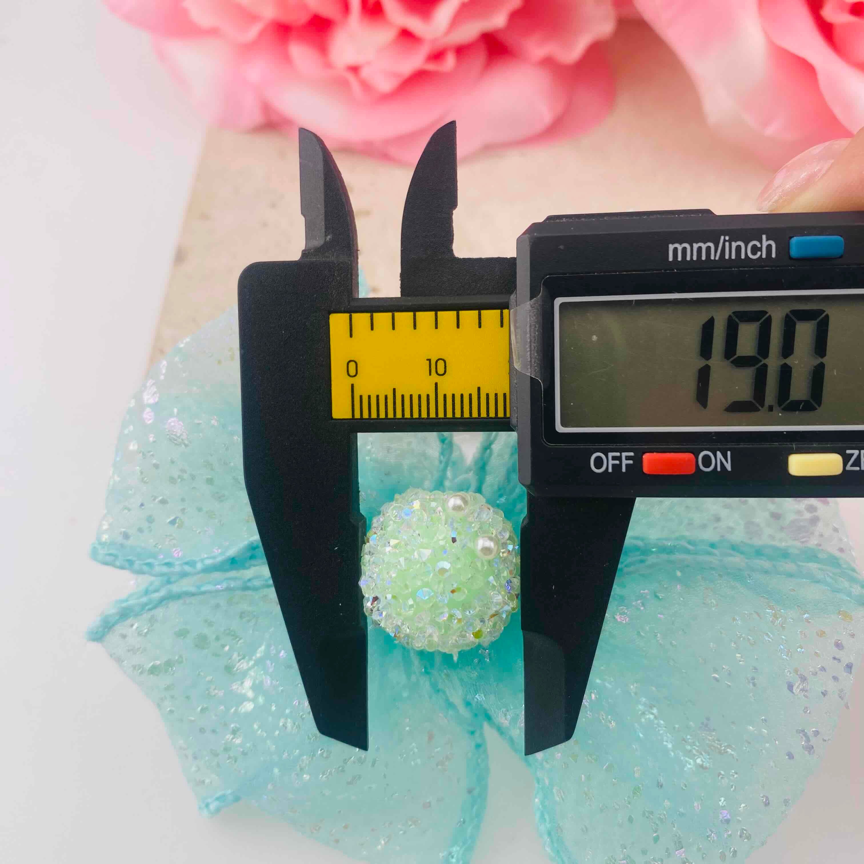 FS19813-About 18*19mm Glitter Tulle Bow Fancy Beads