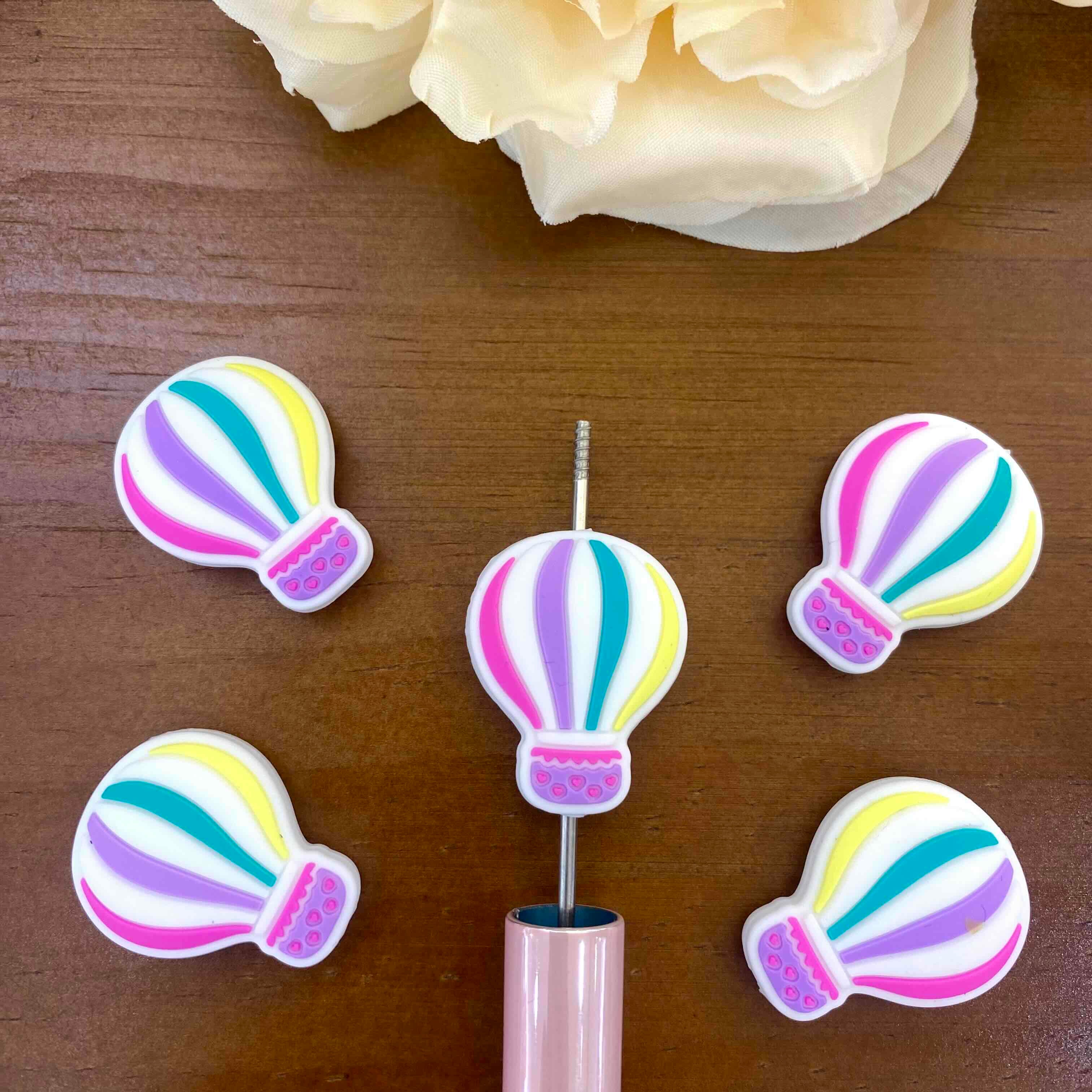 FS20148-Hot Air Balloon Flat Silicone Focal Beads