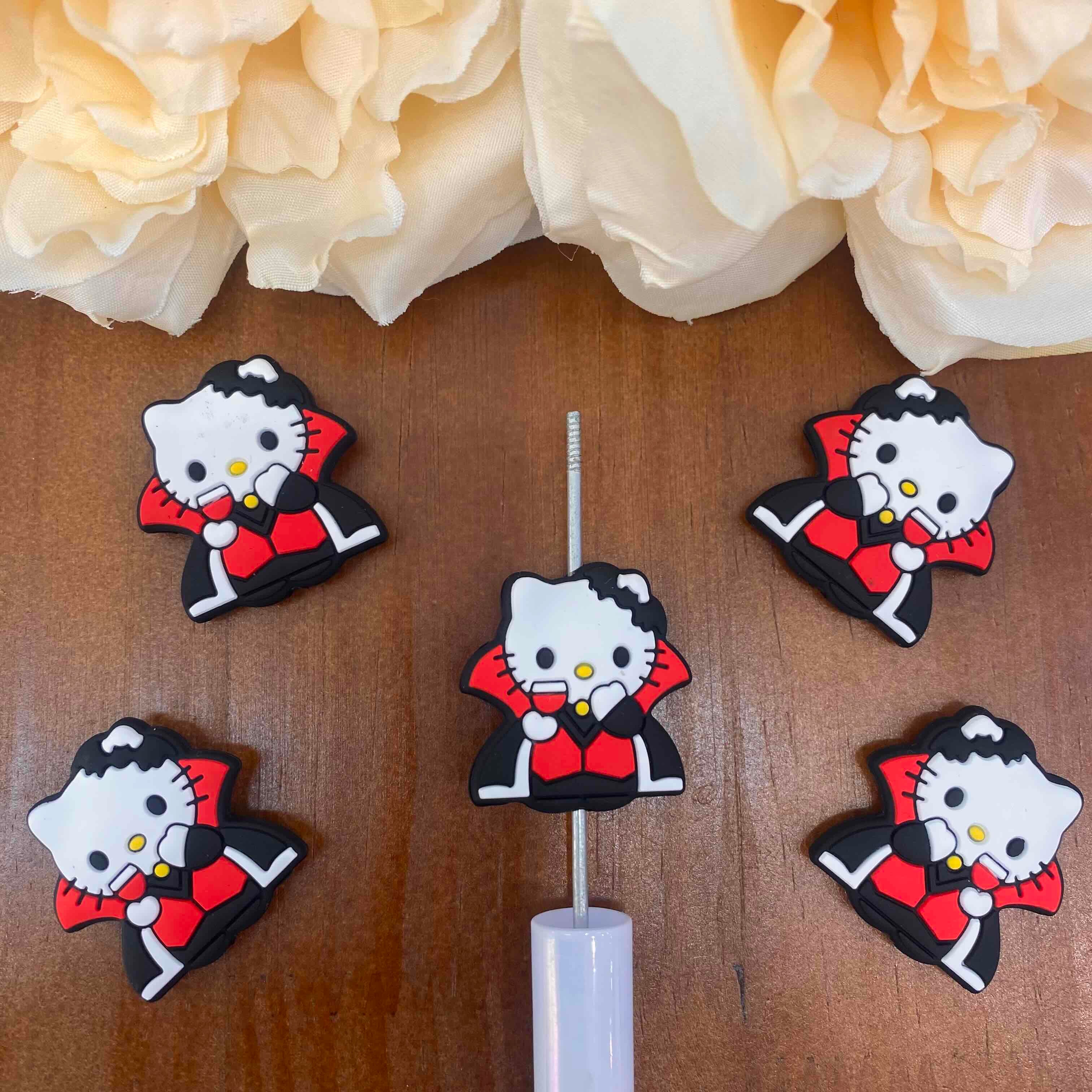 FS20468-Hello Kitty Flat Silicone Focal Beads