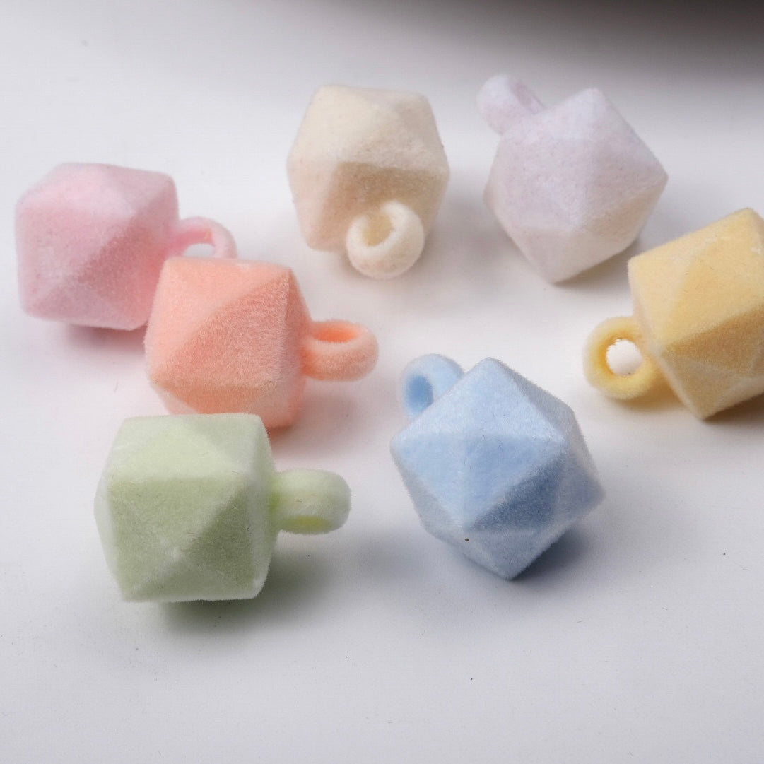 FS2382-16MM Flocked Cube Dangle Acrylic Beads For Making Car Hangers